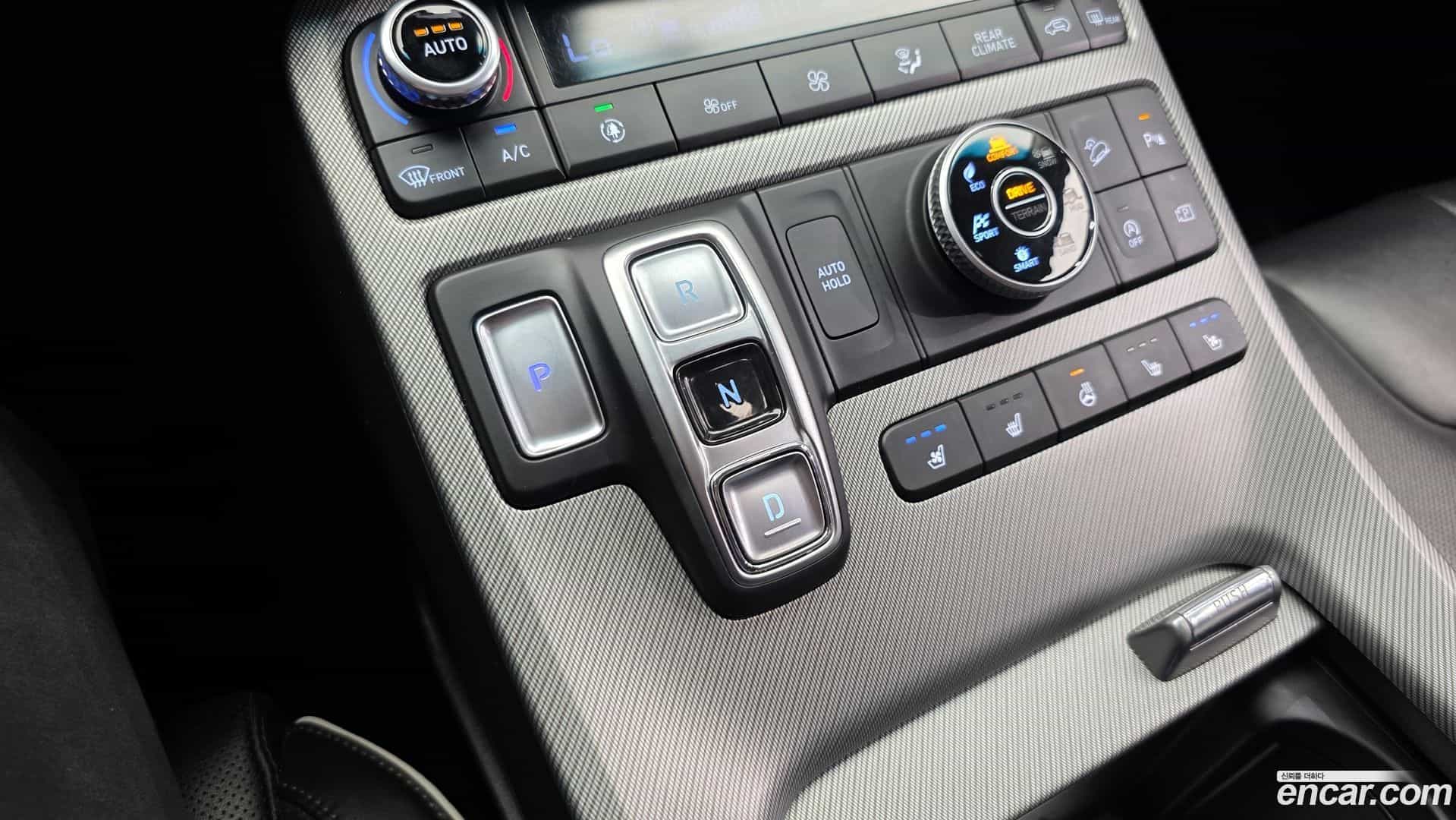 Palisade Hyundai 2023.2-INNER-009