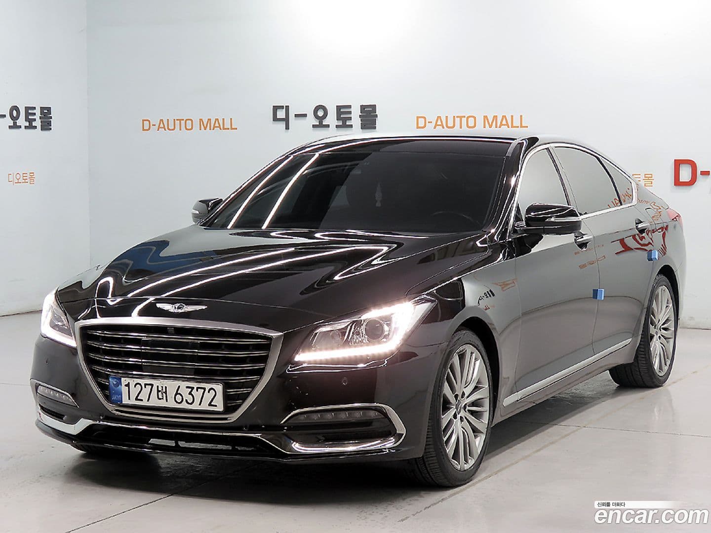 Main__Slider__Photo:G80 Genesis 2018.6-0