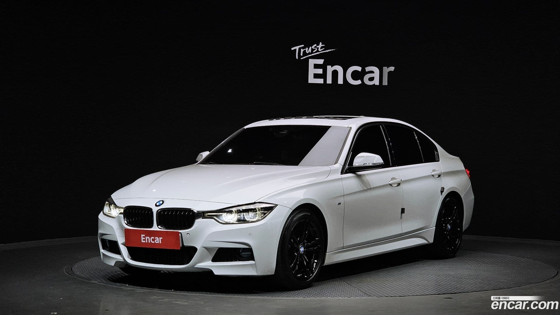 Main__Slider__Photo:3-Series BMW 2018.1-0