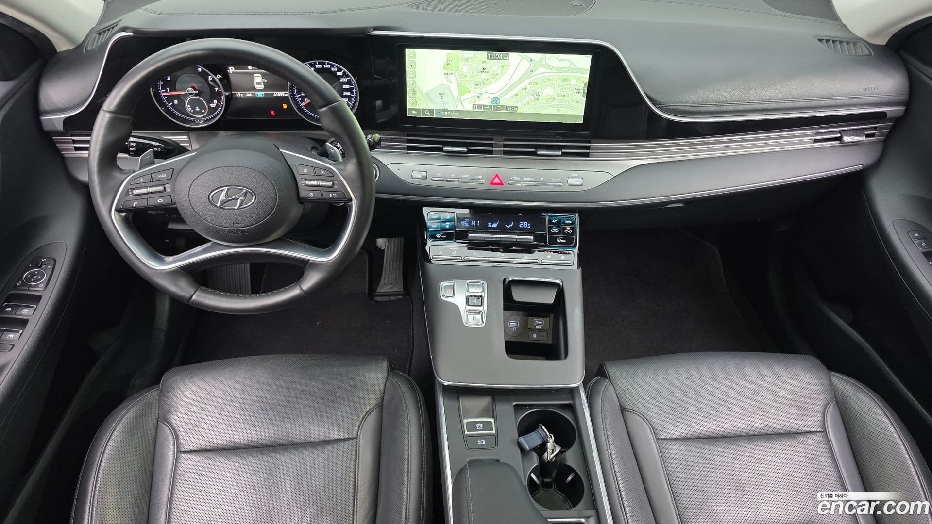 Main__Slider__Photo:Grandeur Hyundai 2021.10-6
