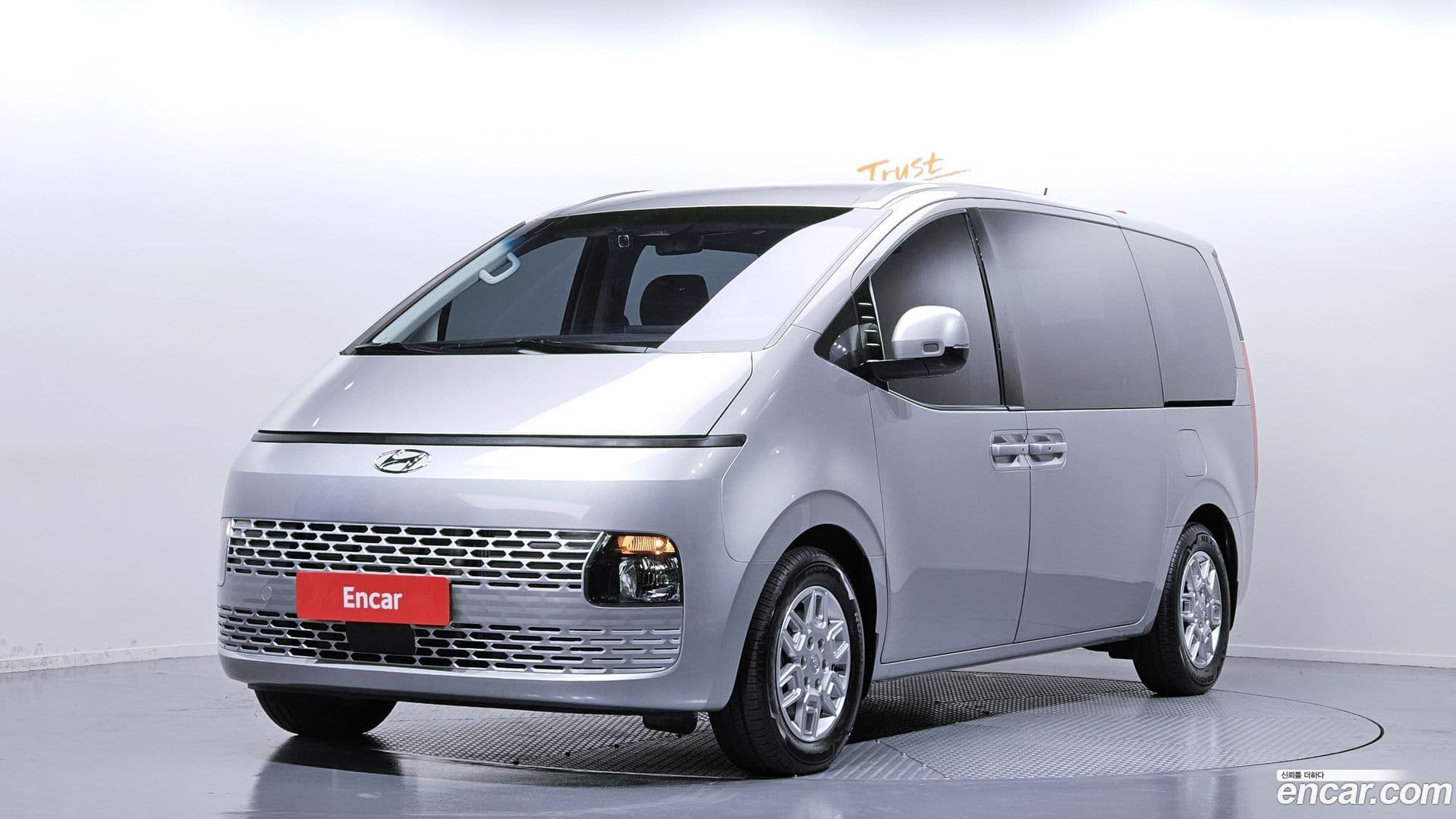 Main__Slider__Photo:Staria Hyundai 2022.11-0