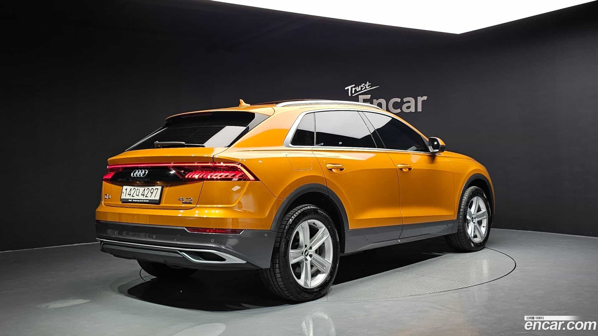 Q8 Audi 2021.9-OUTER-002