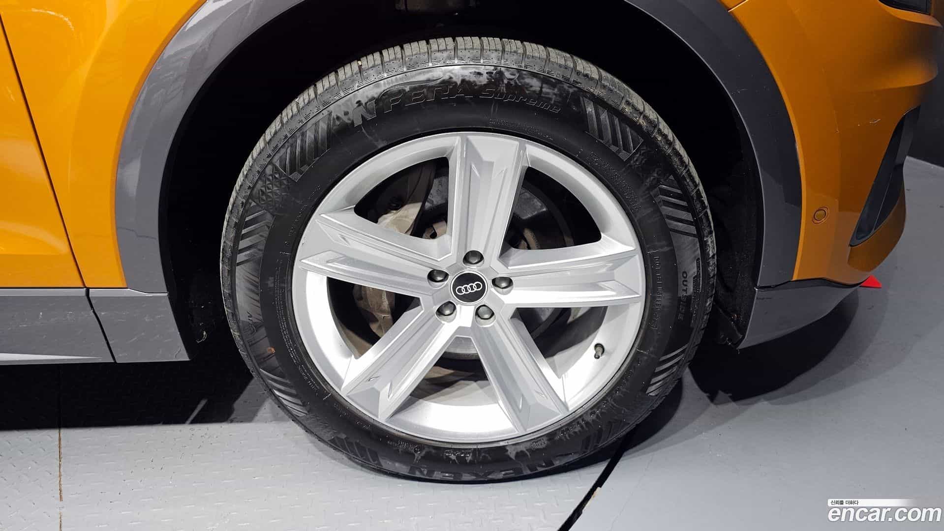 Q8 Audi 2021.9-OUTER-005