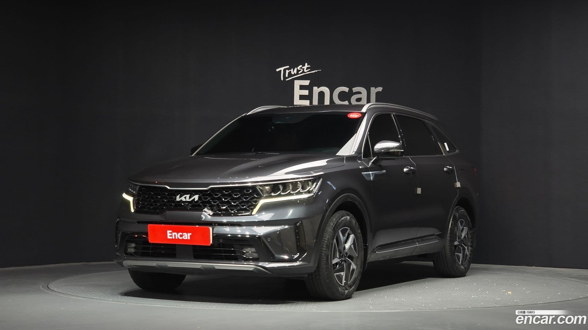 Main__Slider__Photo:Sorento Kia 2021.11-0