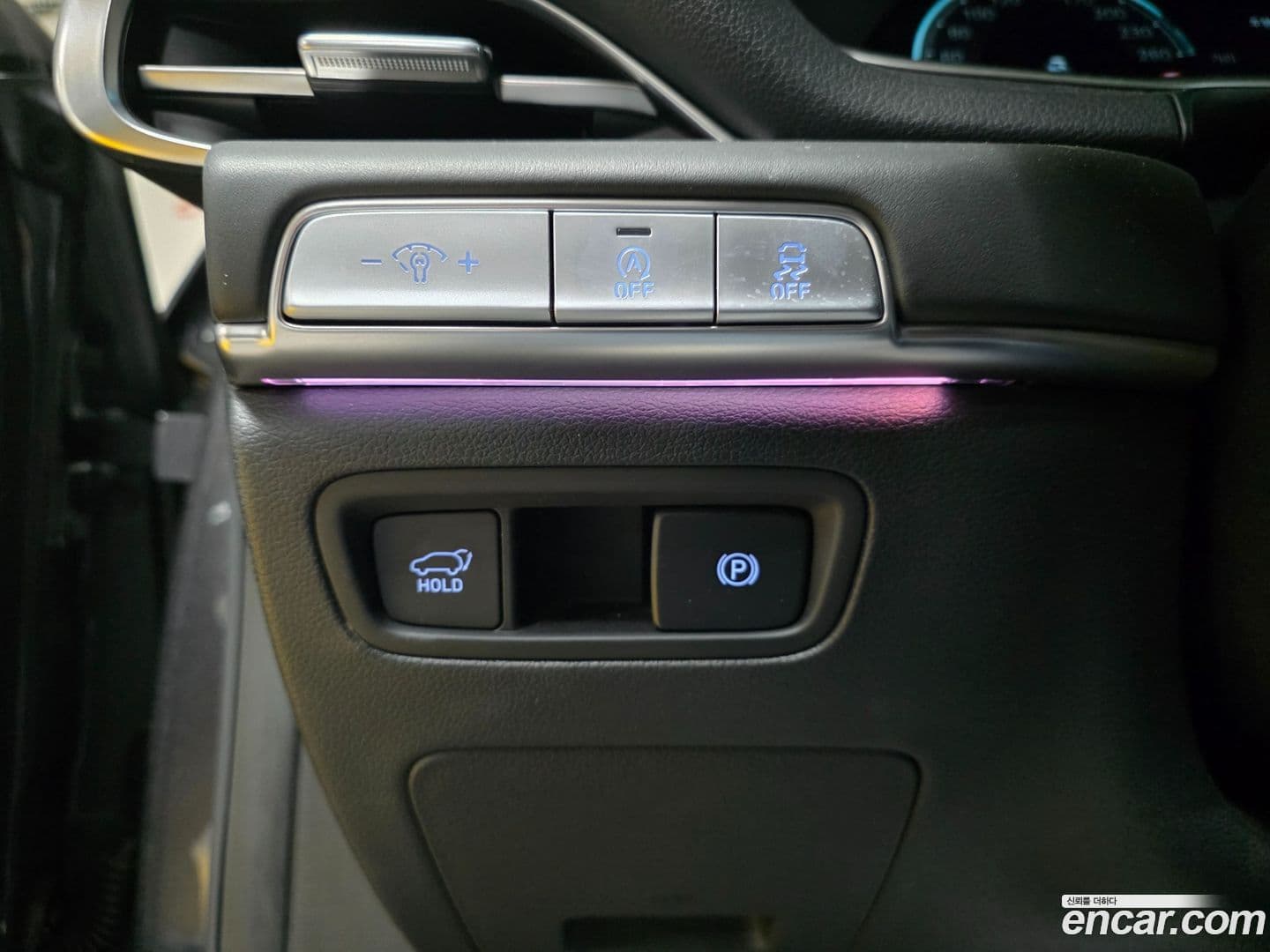Main__Slider__Photo:GV80 Genesis 2021.10-14