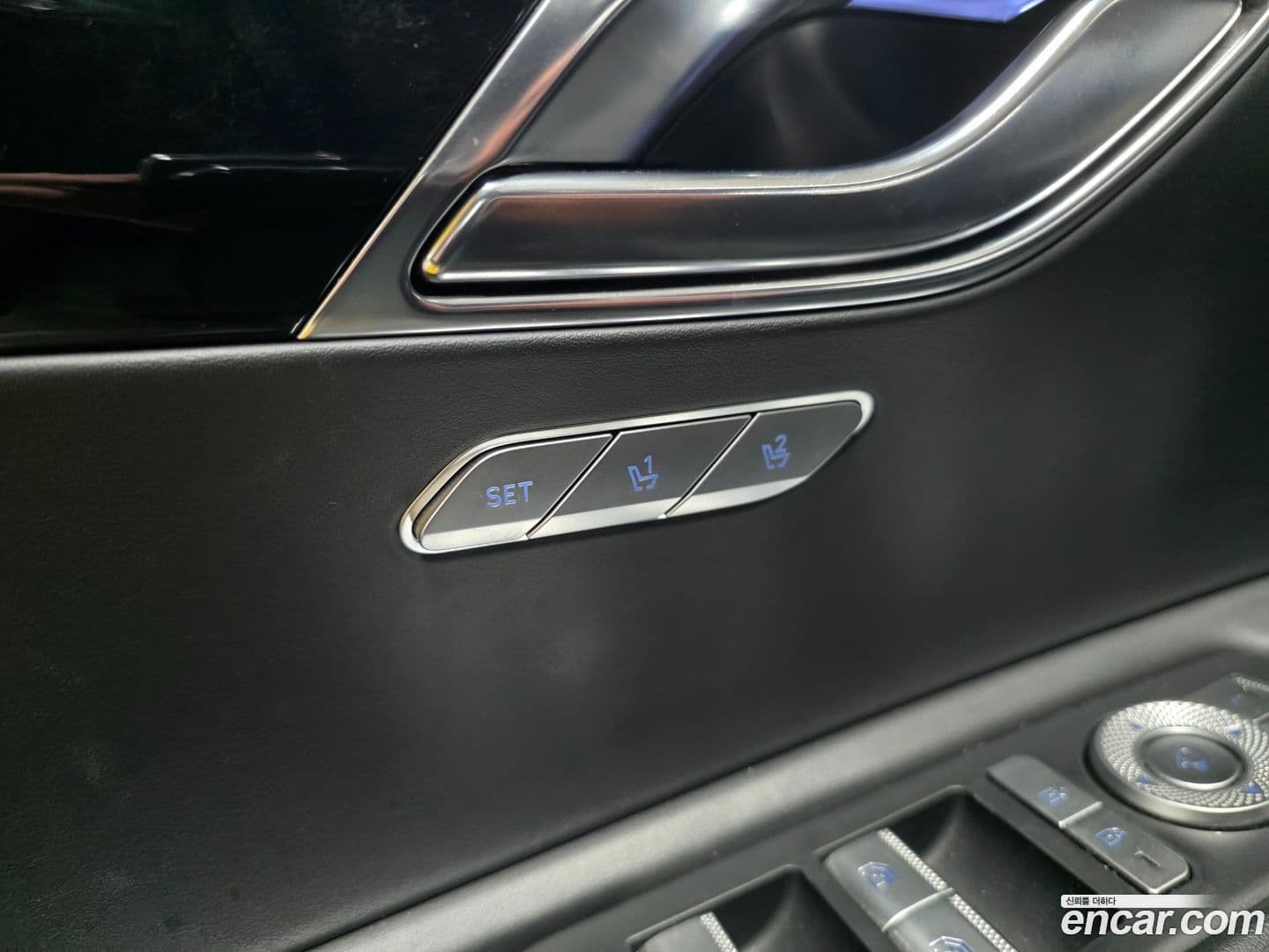 Main__Slider__Photo:GV80 Genesis 2021.10-15