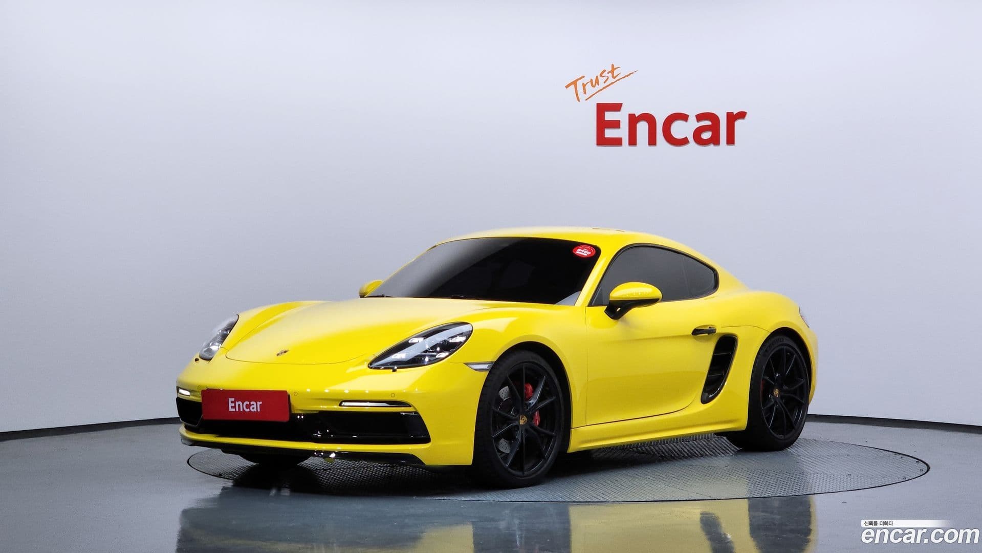 Main__Slider__Photo:718 Porsche 2018.11-0