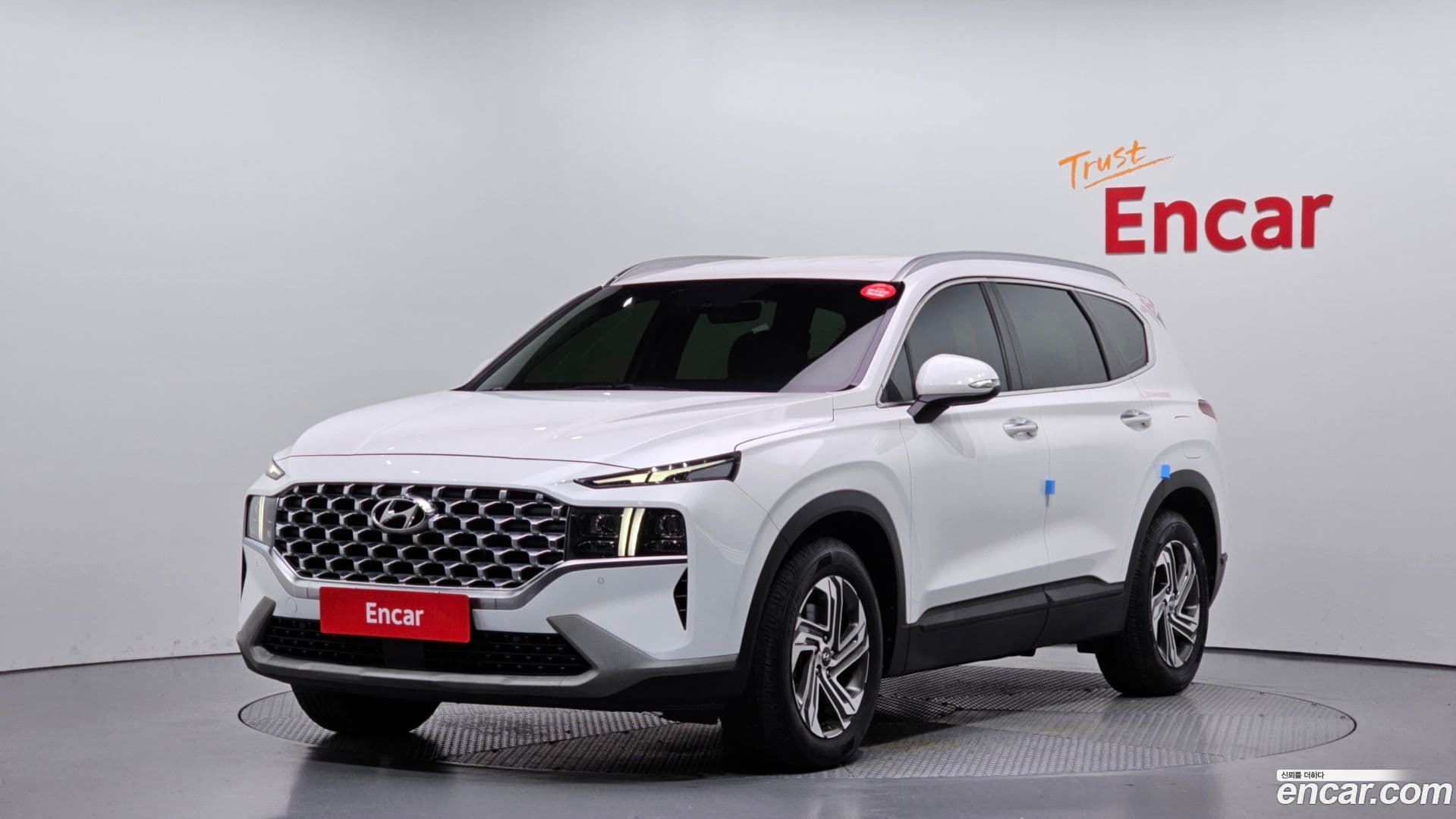 Main__Slider__Photo:Santafe Hyundai 2020.10-0