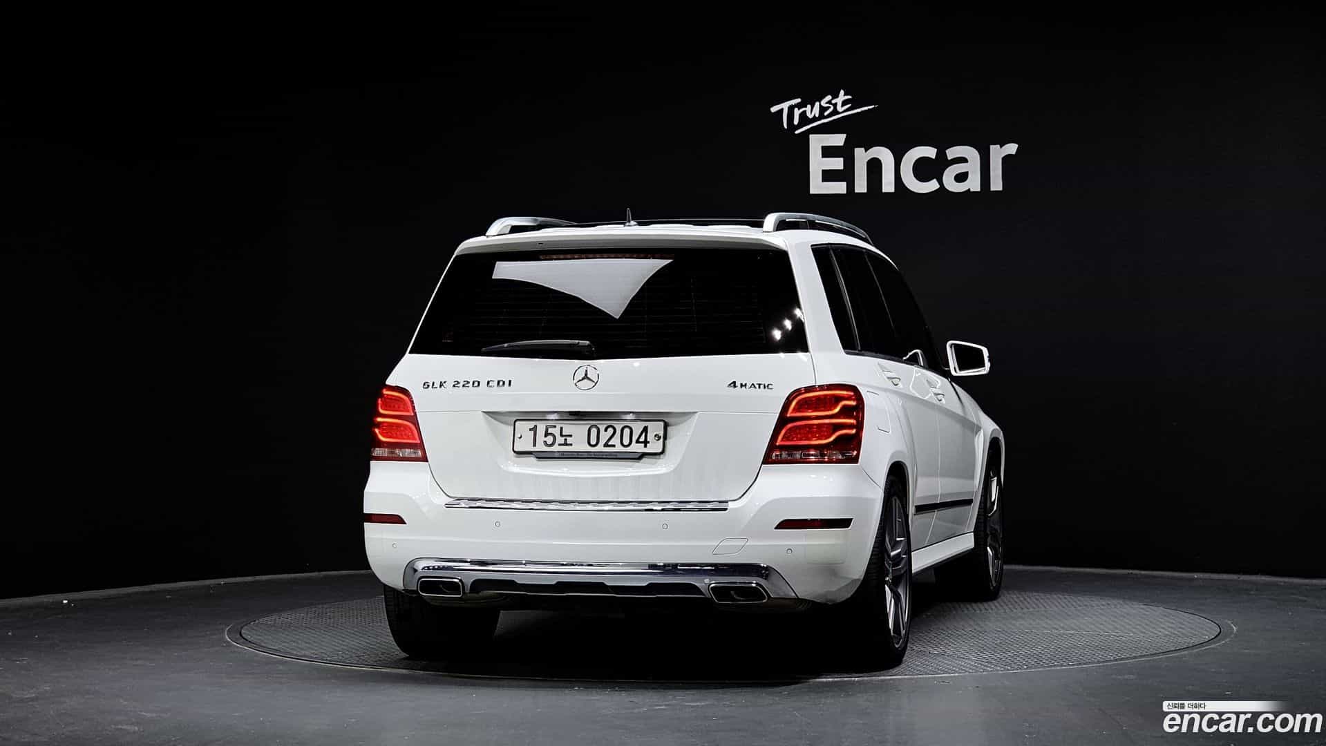 GLK-Class Mercedes-Benz 2015.1-OUTER-004