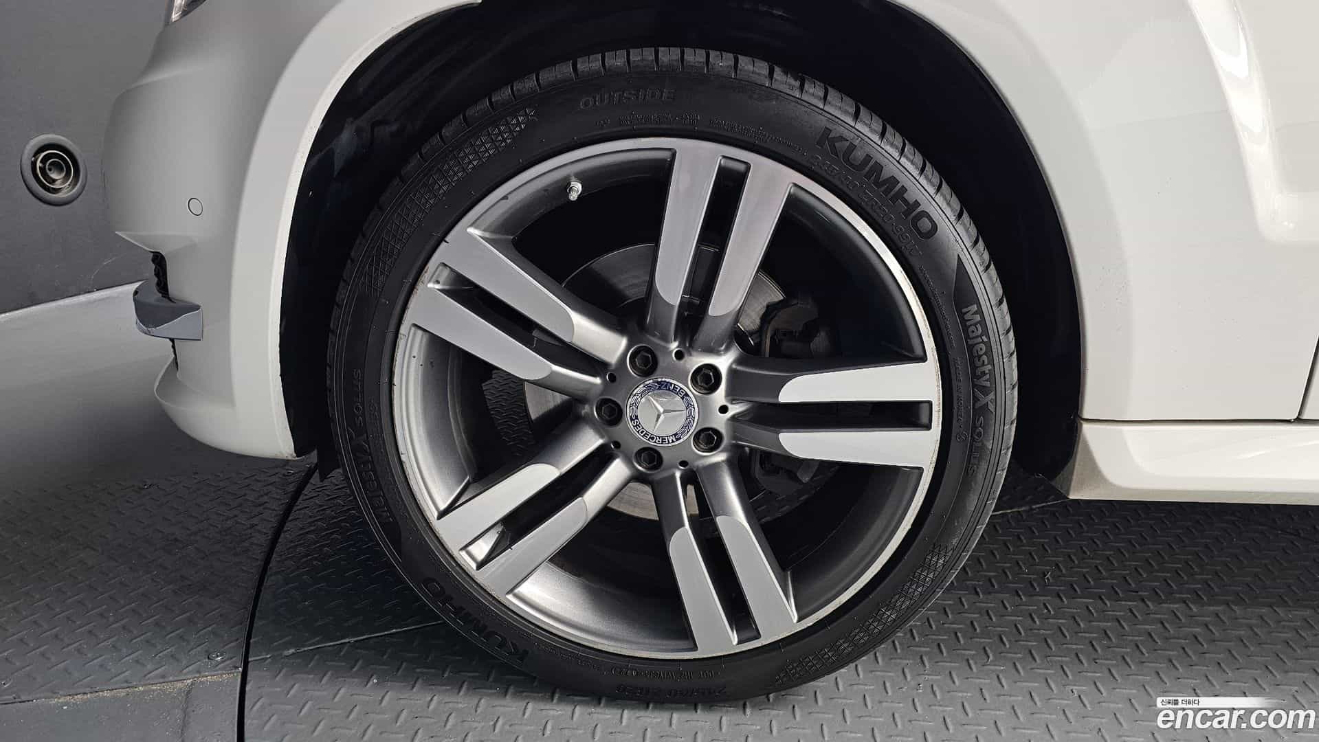 GLK-Class Mercedes-Benz 2015.1-OUTER-005