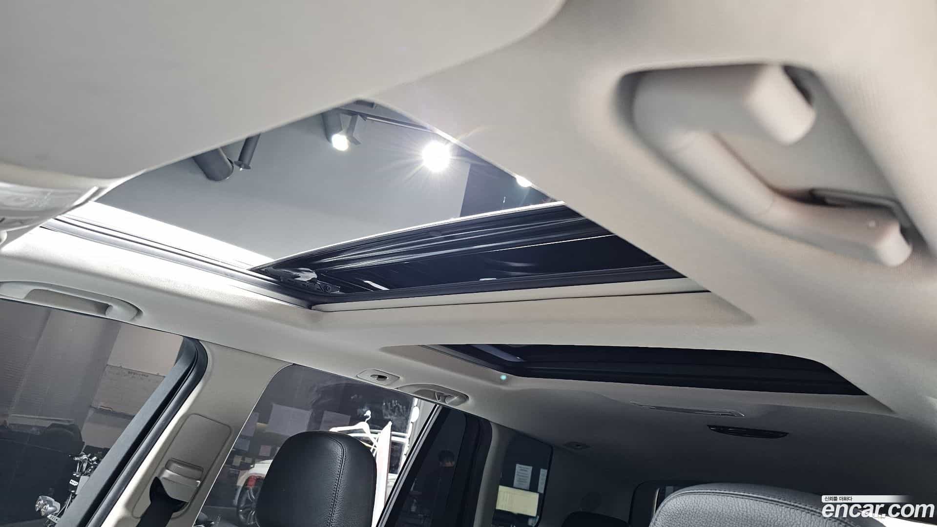 GLK-Class Mercedes-Benz 2015.1-OPTION-023