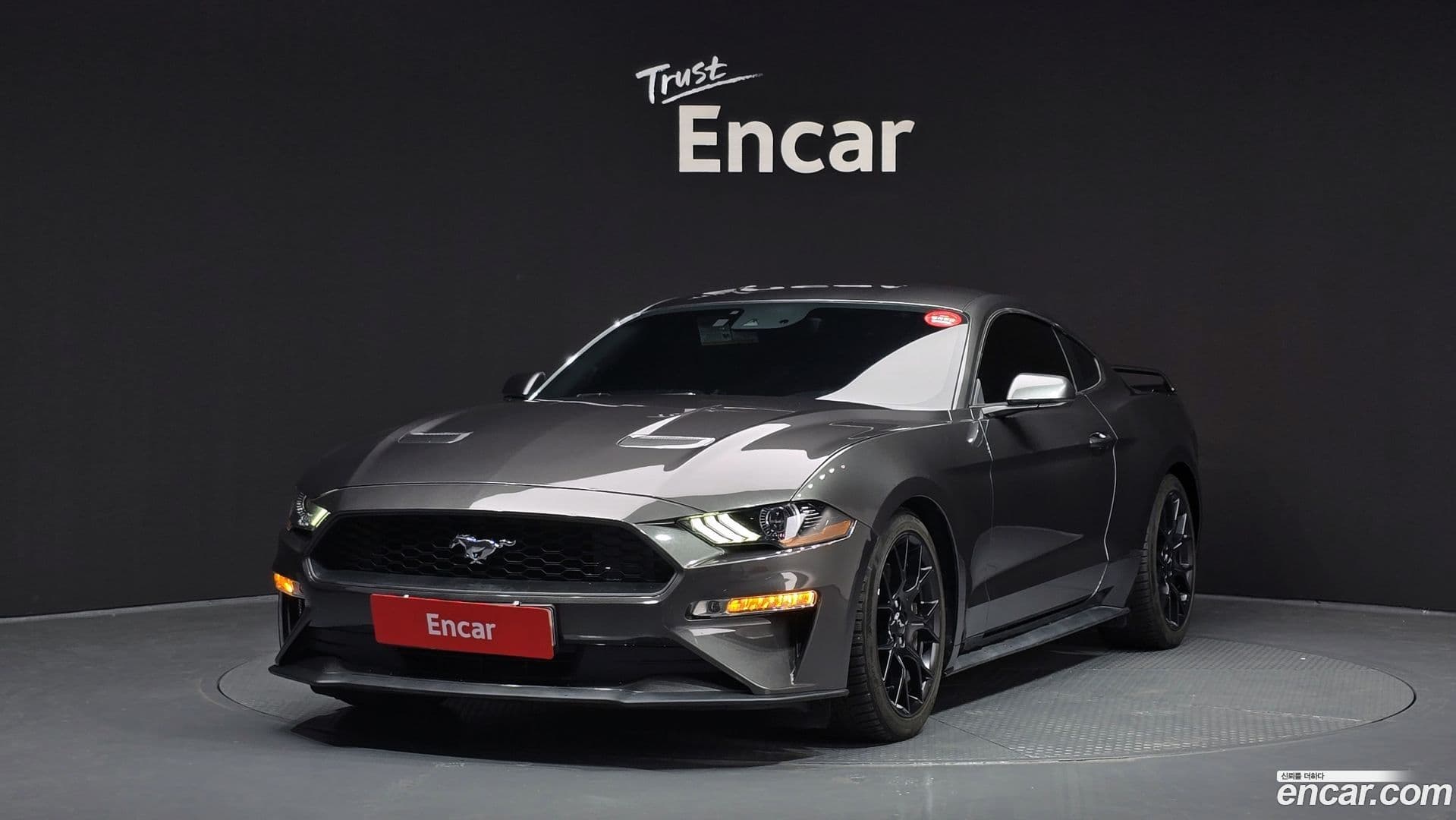 Main__Slider__Photo:Mustang Ford 2018.2-0