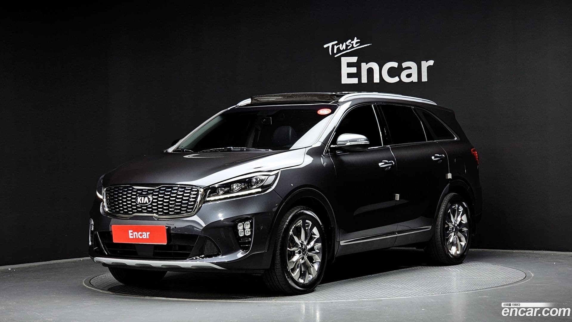 Main__Slider__Photo:Sorento Kia 2018.8-0