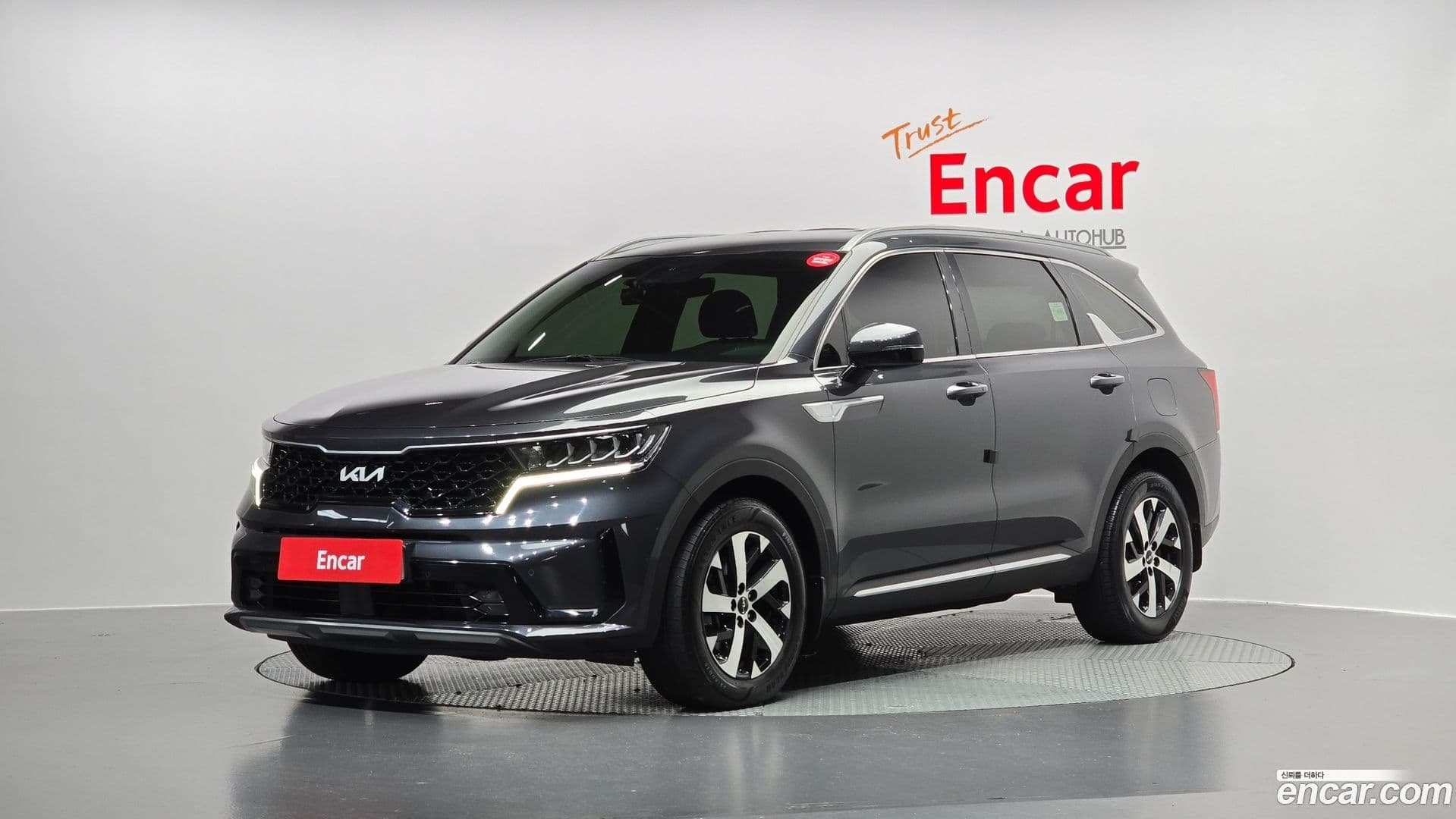 Main__Slider__Photo:Sorento Kia 2021.7-0