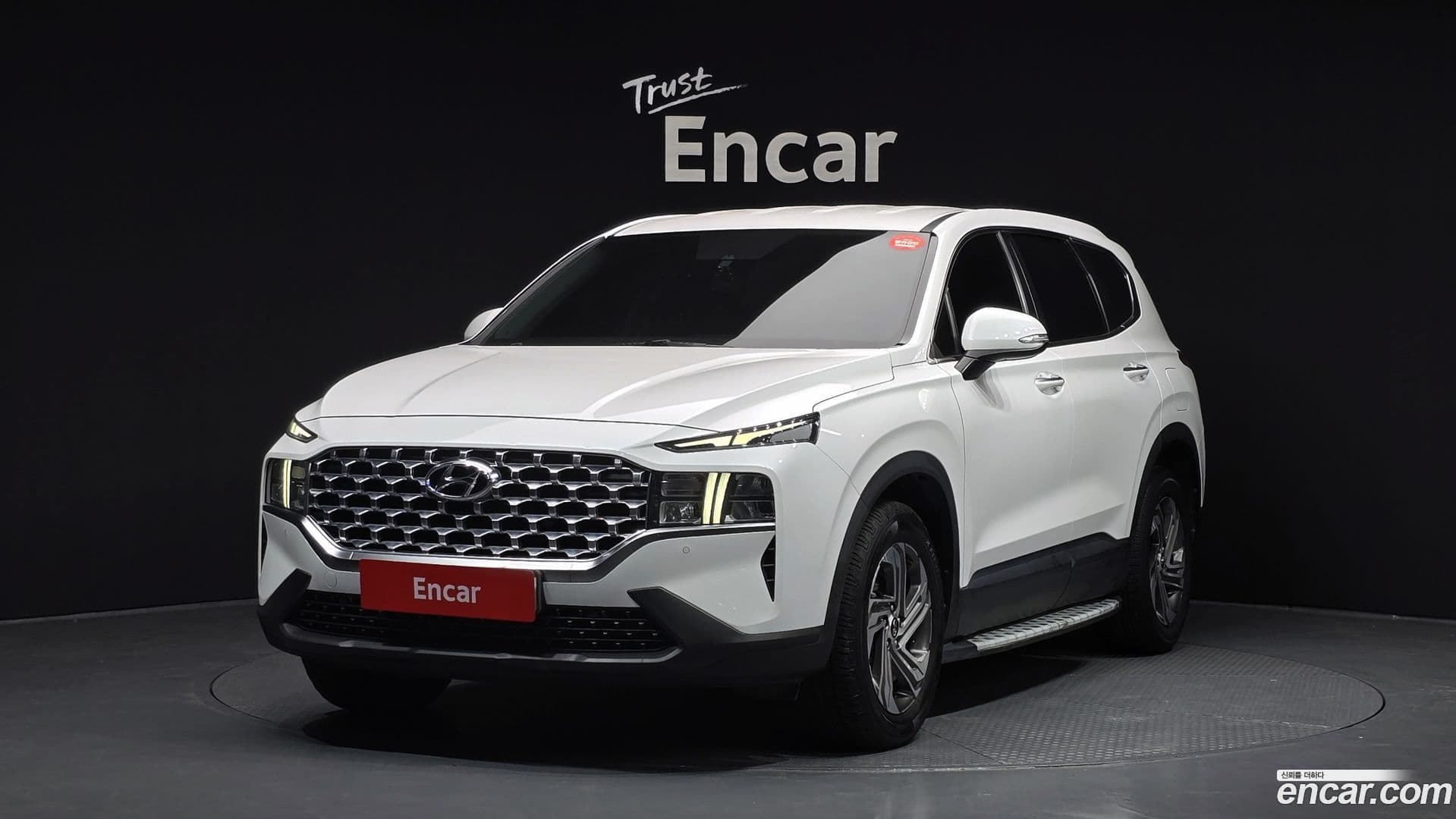 Main__Slider__Photo:Santafe Hyundai 2021.0-0