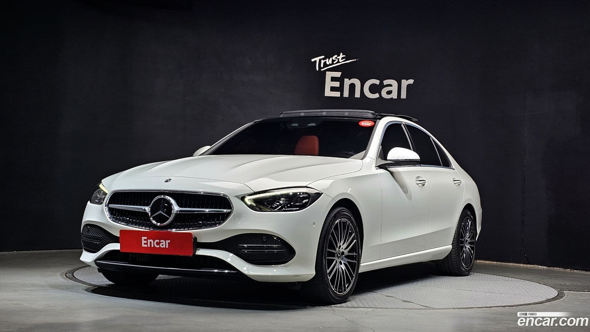 Main__Slider__Photo:C-Class Mercedes-Benz 2022.3-0