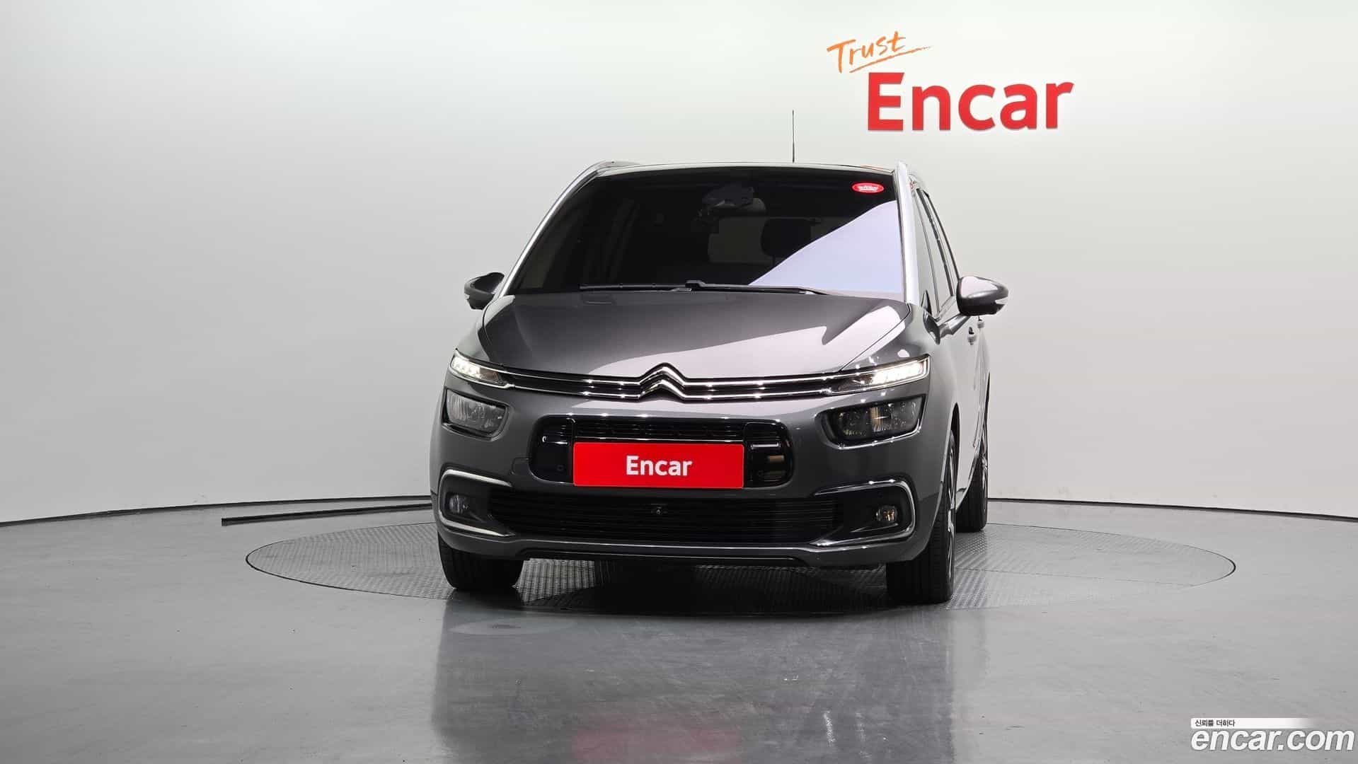 C4 SpaceTourer Citroën / DS 2019.10-OUTER-003