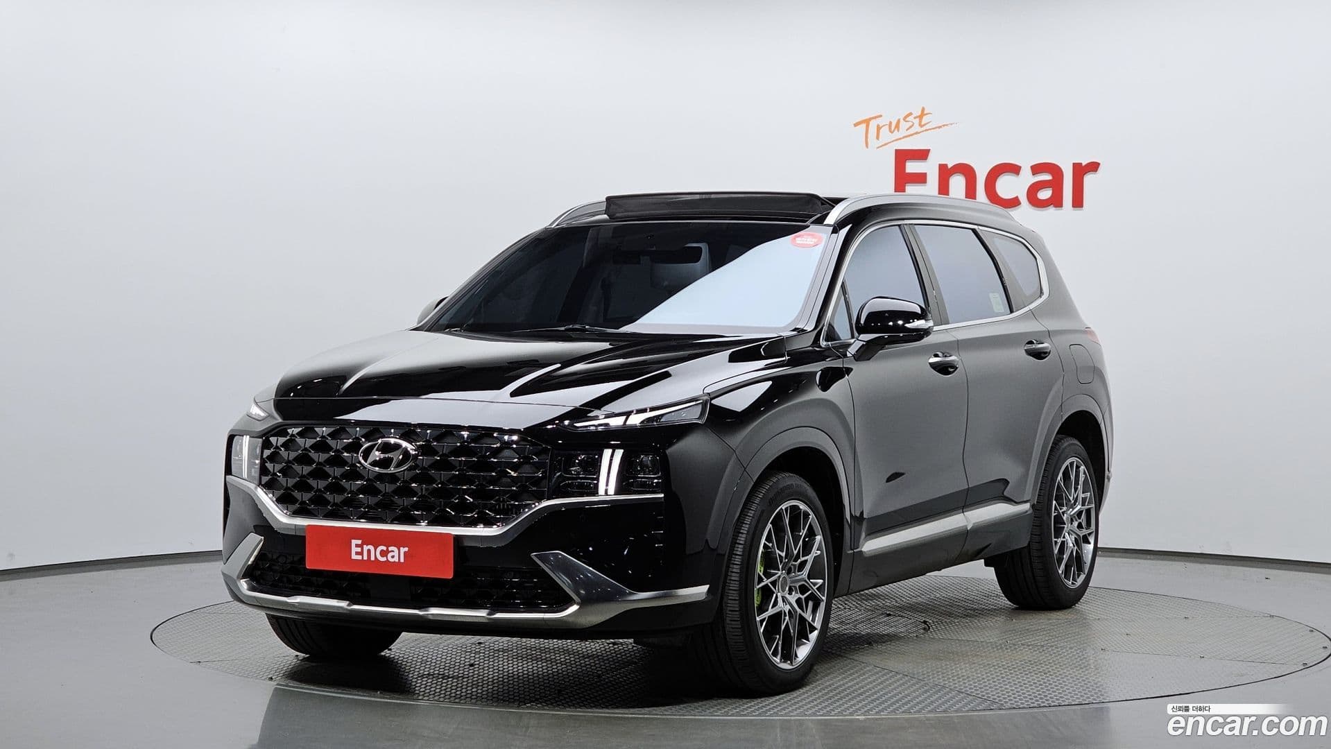 Main__Slider__Photo:Santafe Hyundai 2023.6-0