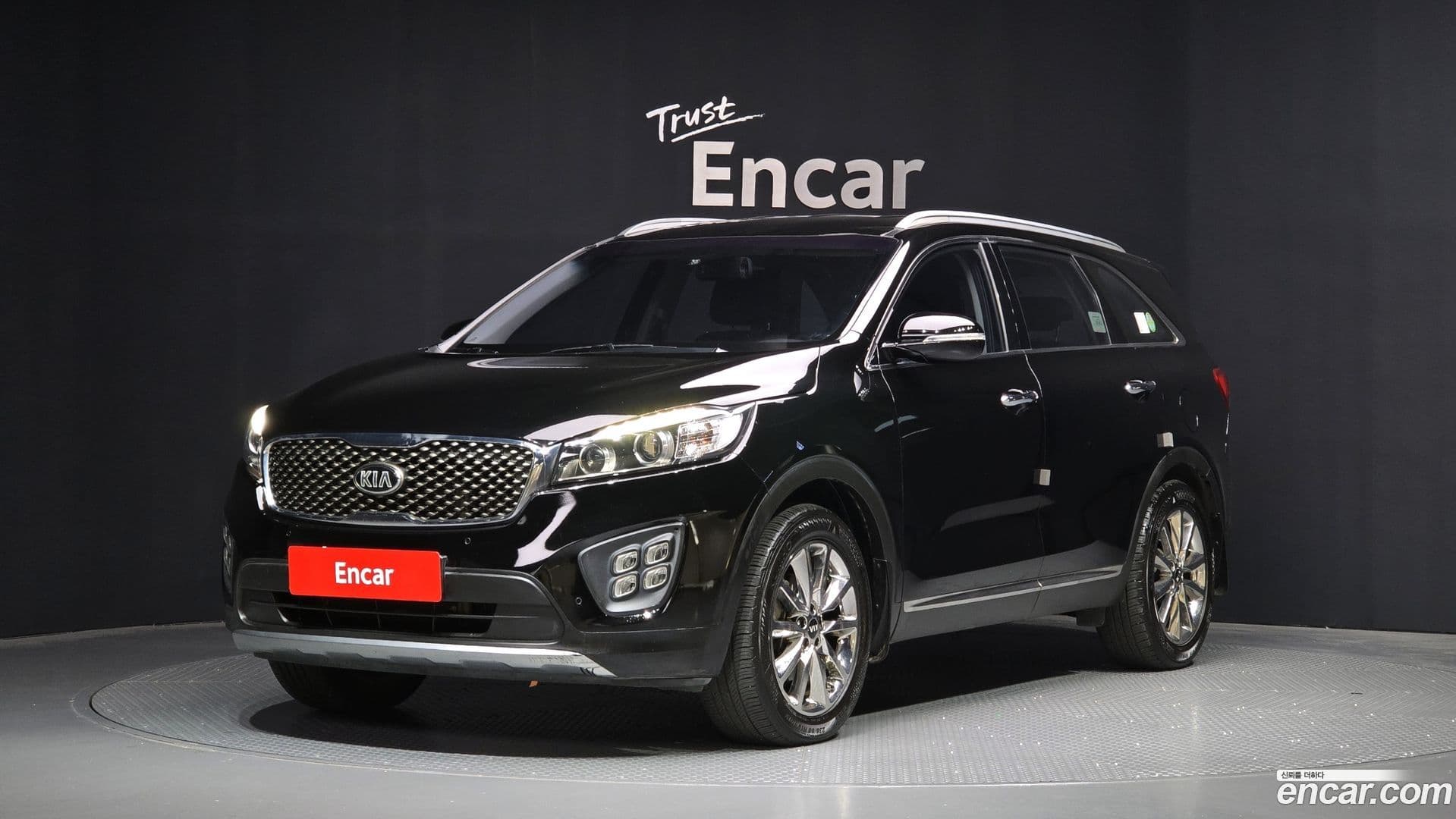 Main__Slider__Photo:Sorento Kia 2015.9-0