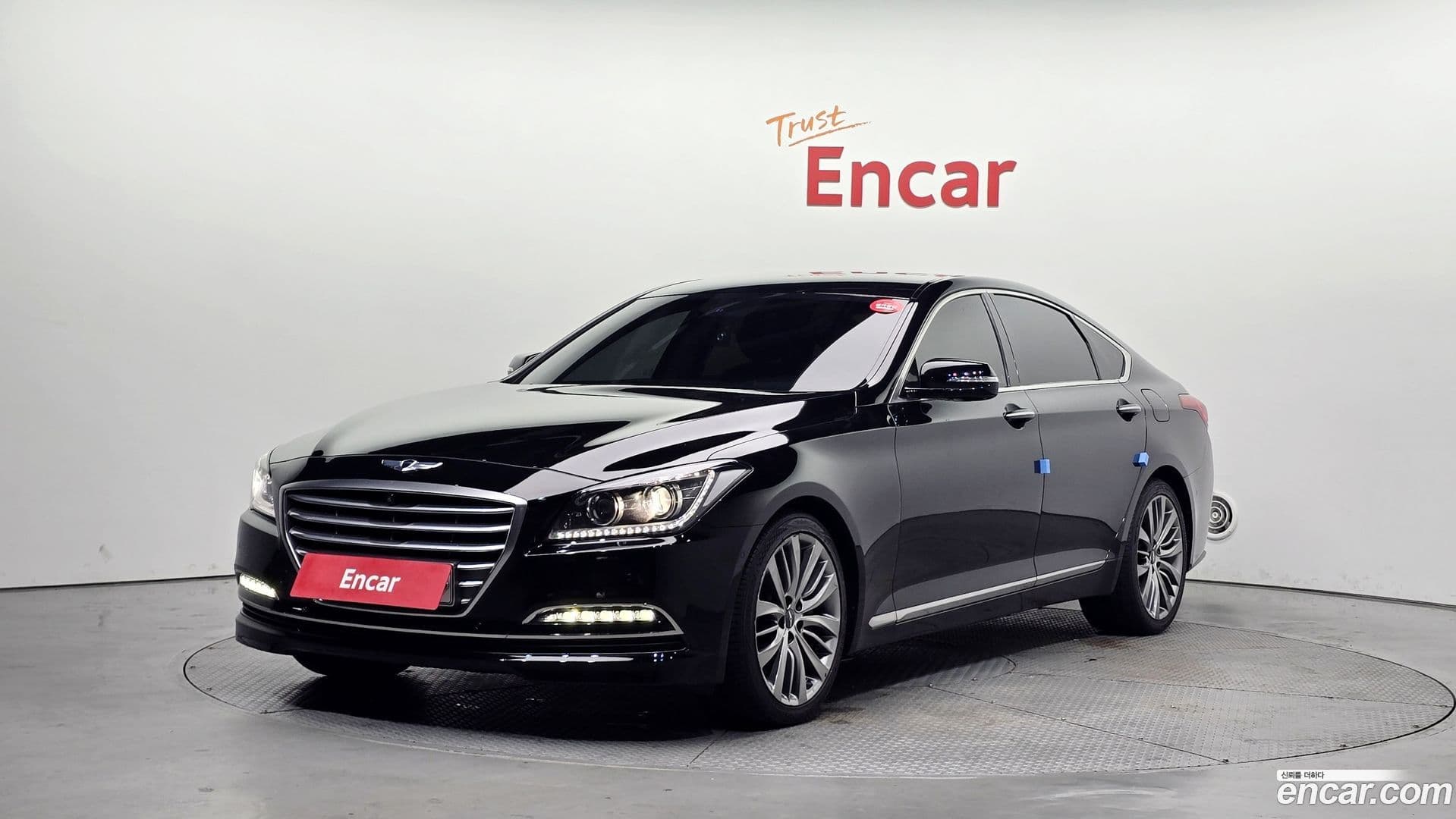 Main__Slider__Photo:Genesis Hyundai 2014.10-0