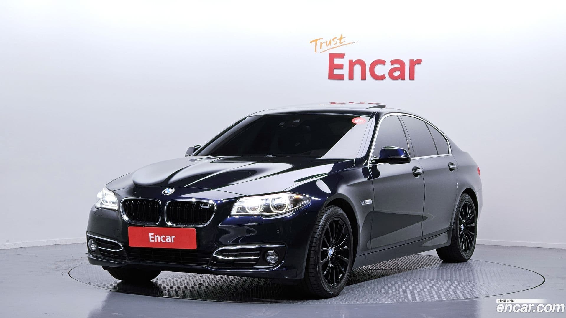 Main__Slider__Photo:5-Series BMW 2015.4-0