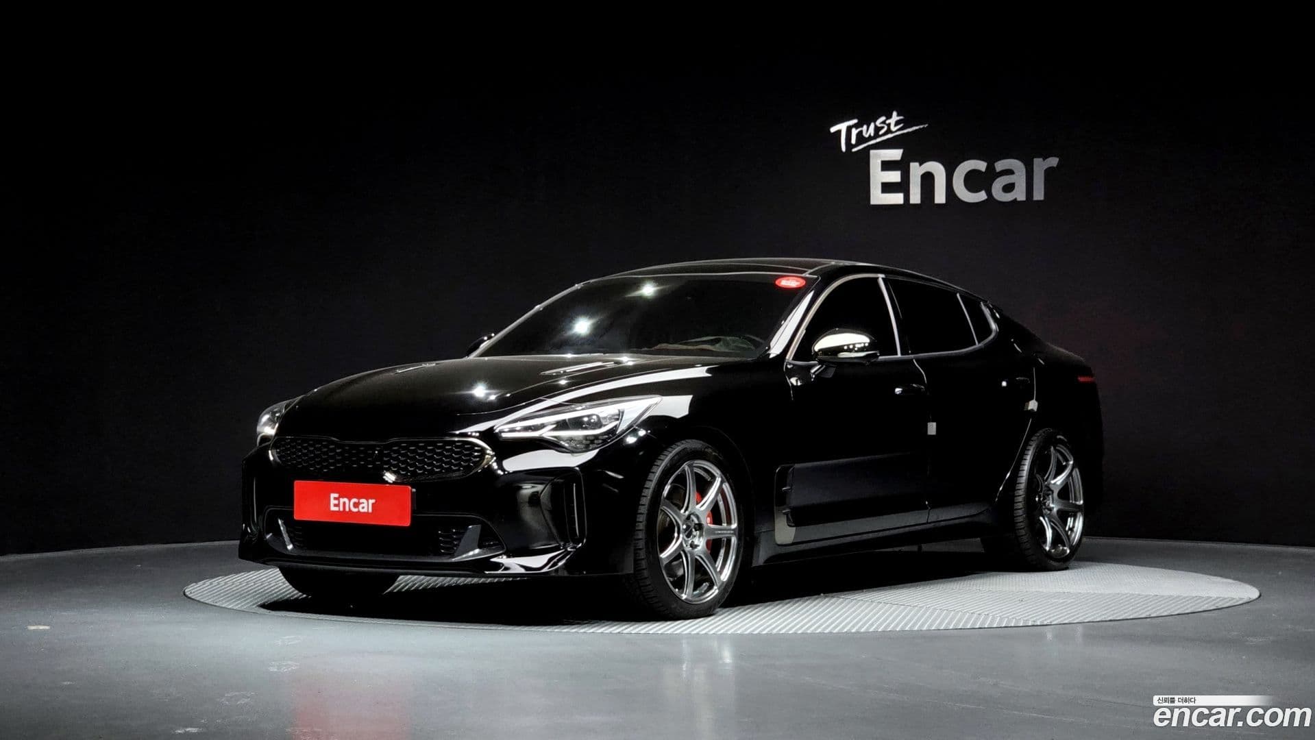 Main__Slider__Photo:Stinger Kia 2022.0-0