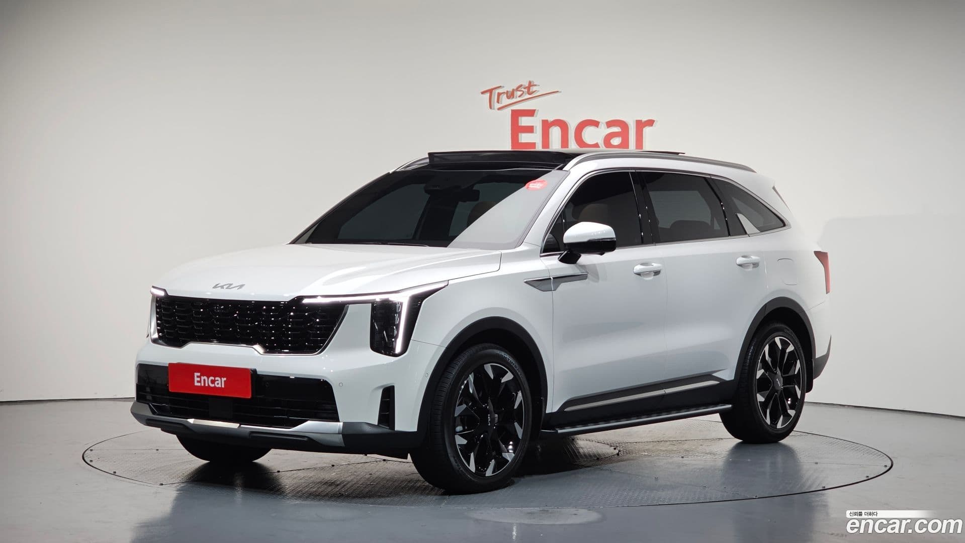 Main__Slider__Photo:Sorento Kia 2025.2-0
