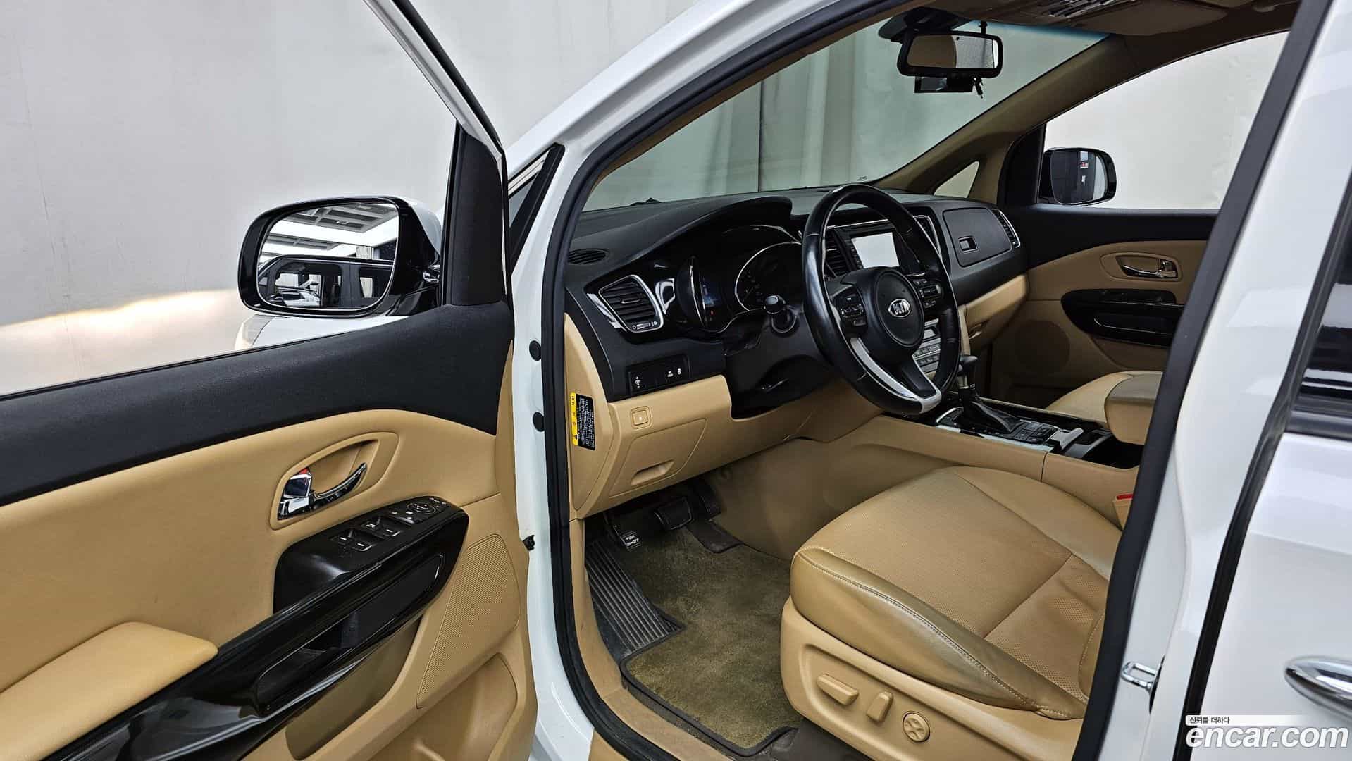 Canival Kia 2016.10-INNER-010
