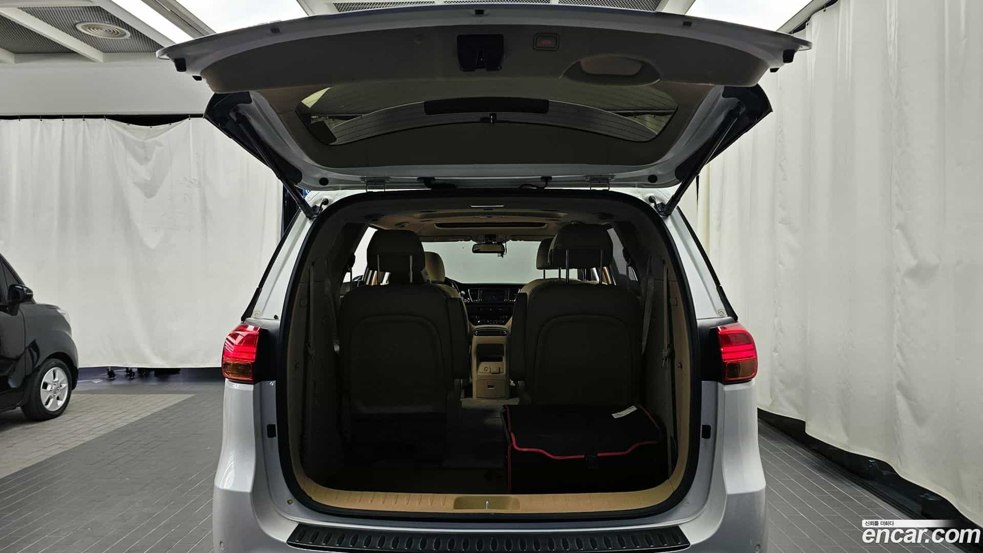 Canival Kia 2016.10-OPTION-024