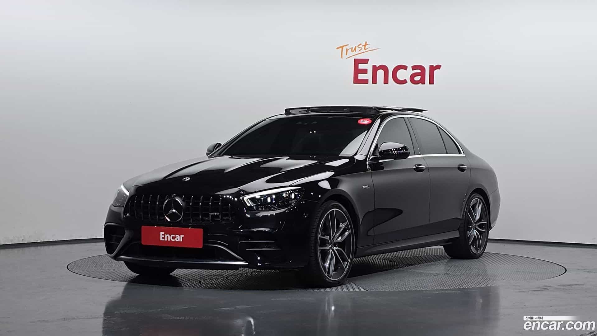 E-Class Mercedes-Benz 2022.9-OUTER-1