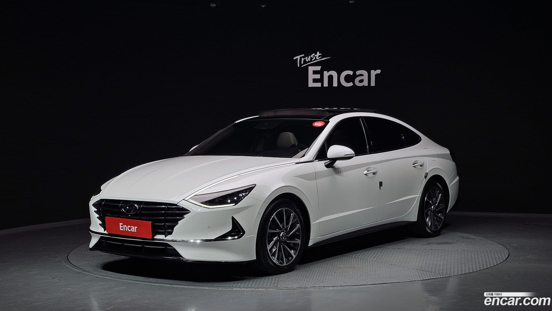 Main__Slider__Photo:Sonata Hyundai 2019.4-0