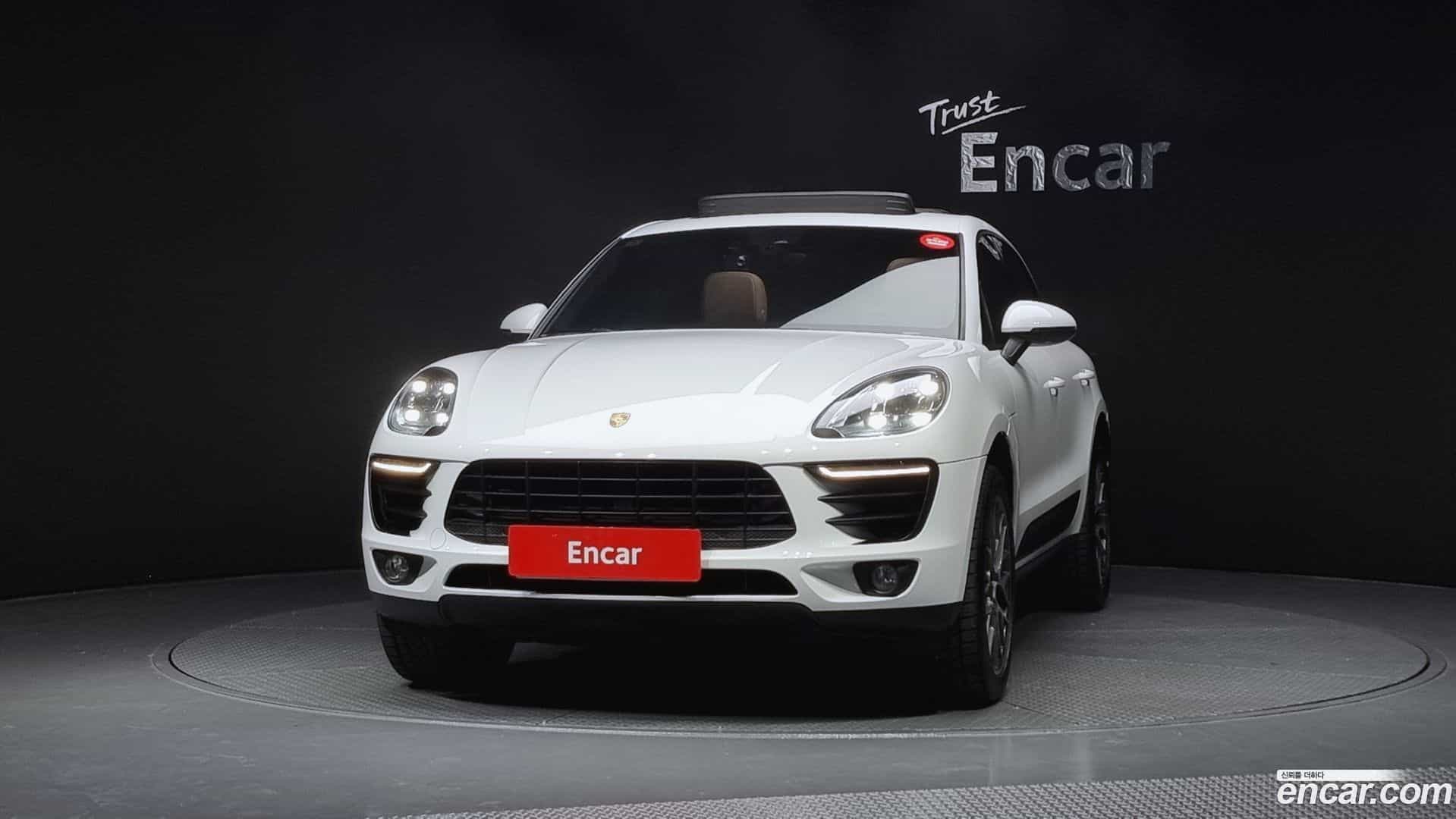 Macan Porsche 2018.6-OUTER-3
