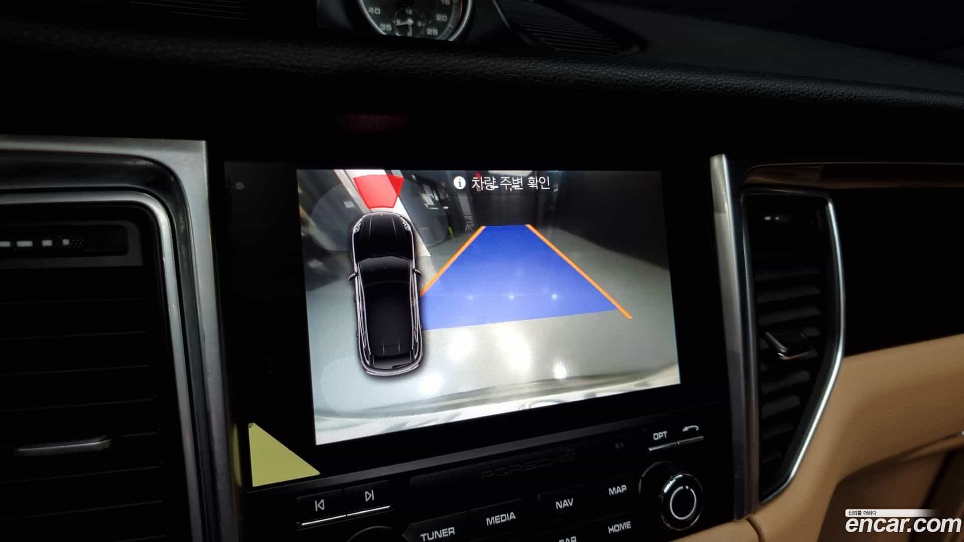 Macan Porsche 2018.6-OPTION-19