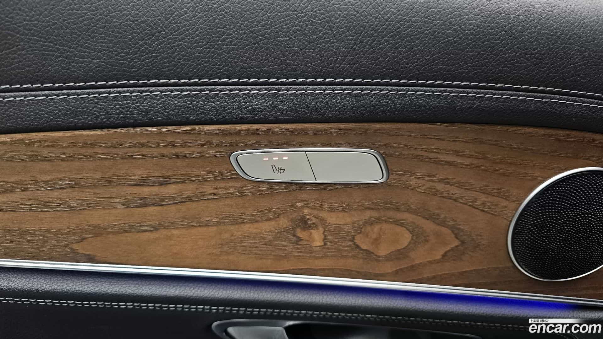 E-Class Mercedes-Benz 2019.10-OPTION-22