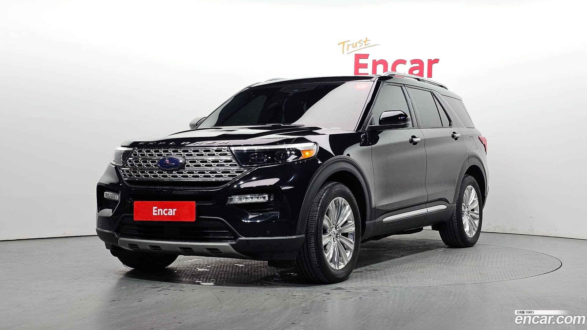 Main__Slider__Photo:Explorer Ford 2020.8-0