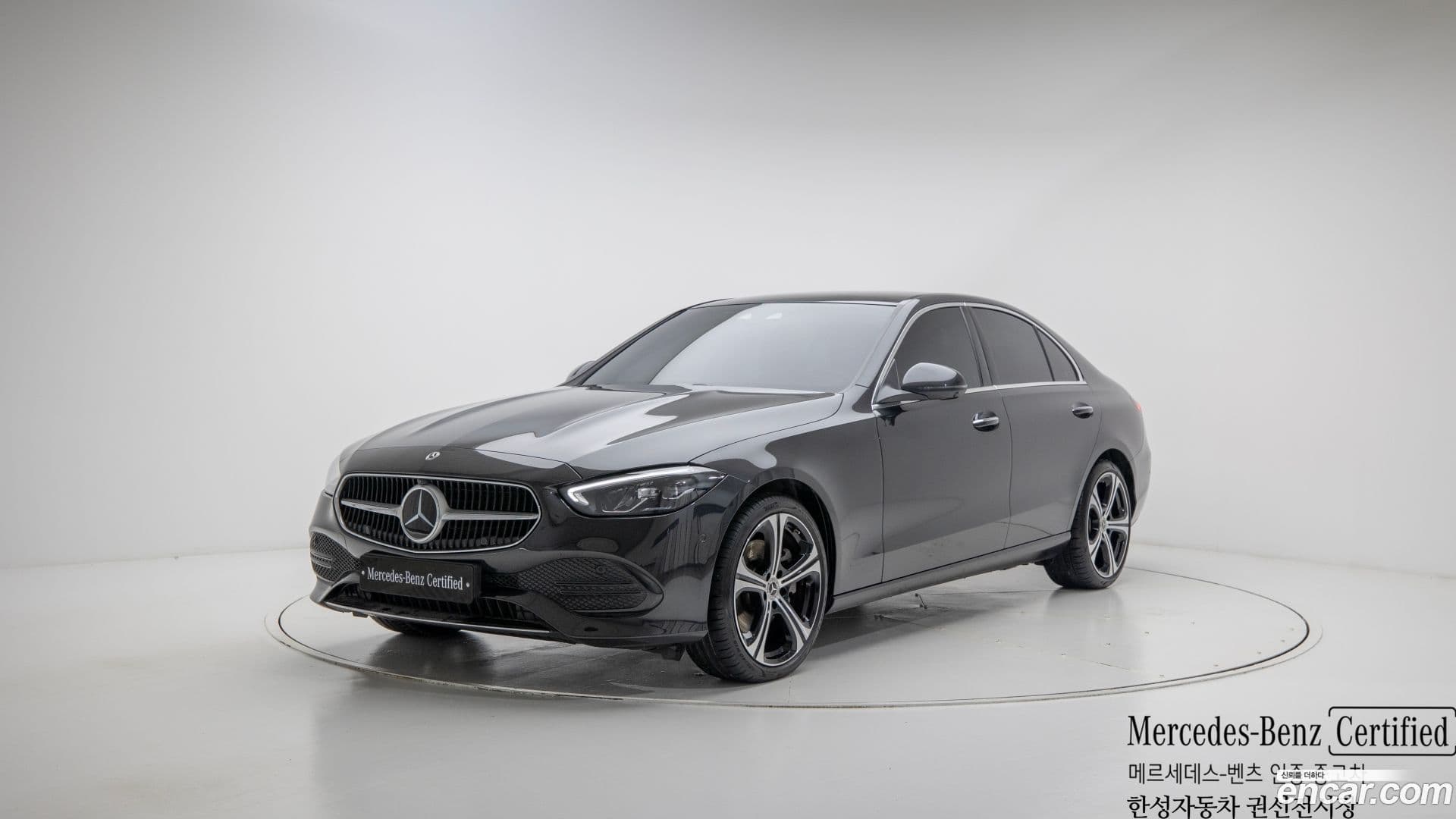 Main__Slider__Photo:C-Class Mercedes-Benz 2023.8-0