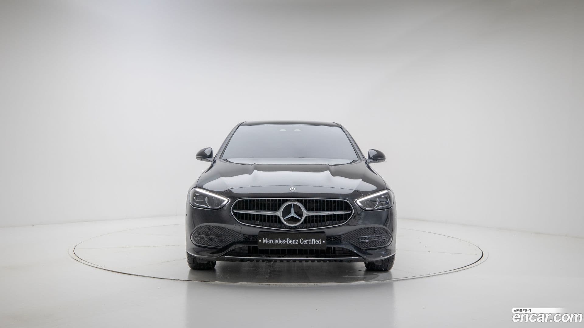 Main__Slider__Photo:C-Class Mercedes-Benz 2023.8-2