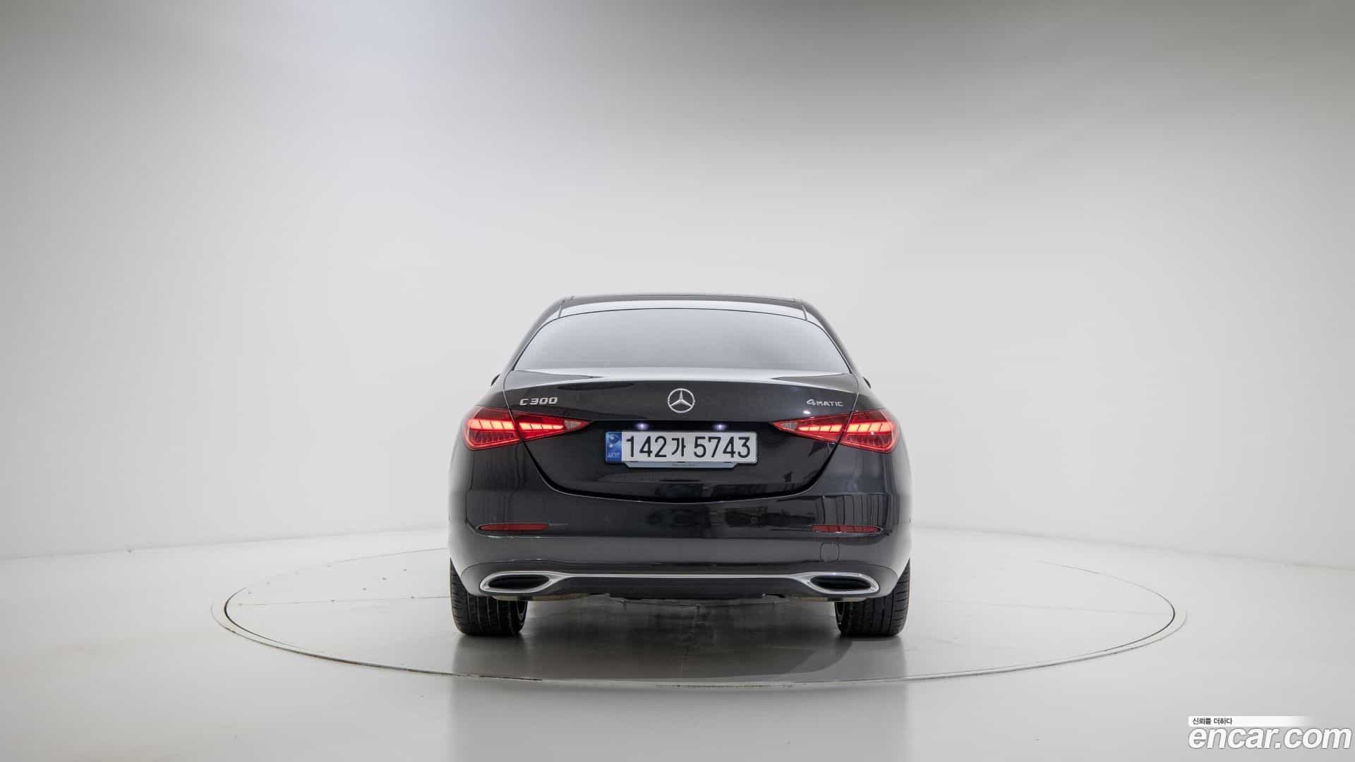 C-Class Mercedes-Benz 2023.8-OUTER-004