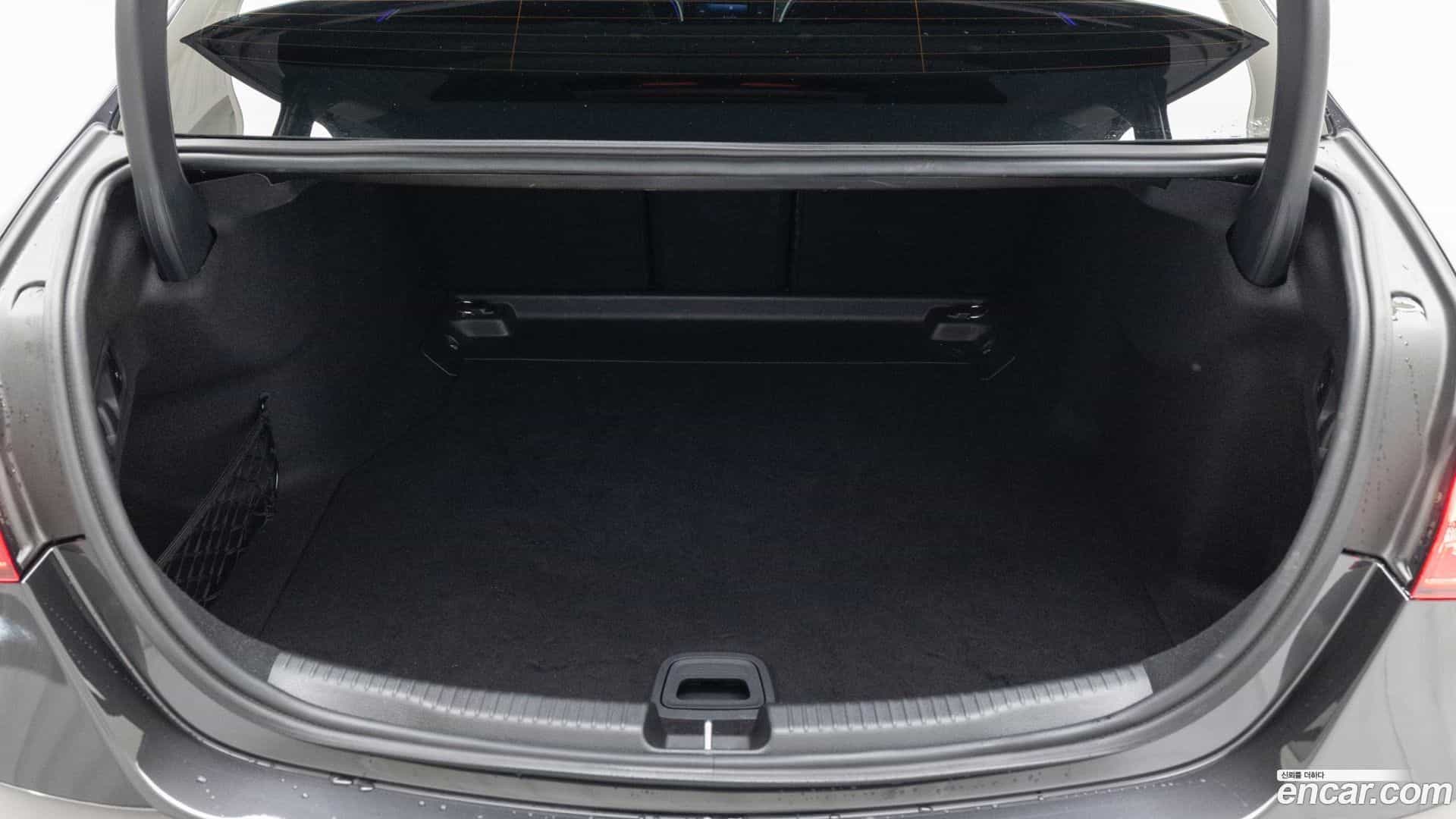 C-Class Mercedes-Benz 2023.8-OPTION-015