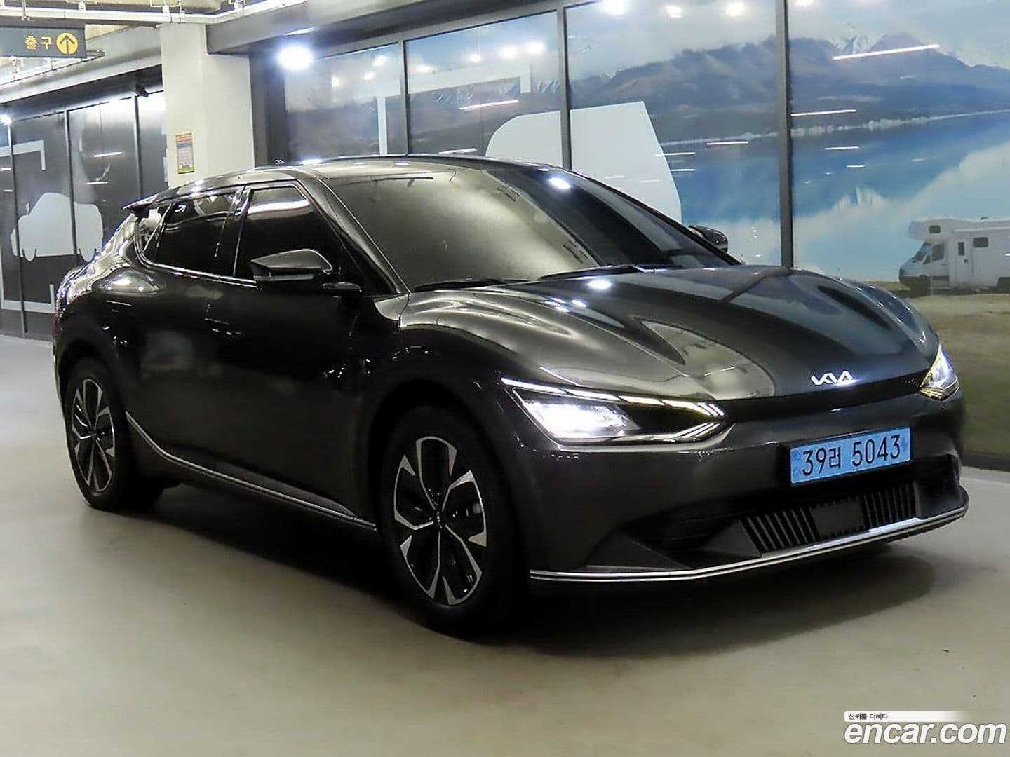 Main__Slider__Photo:EV6 Kia 2021.8-0
