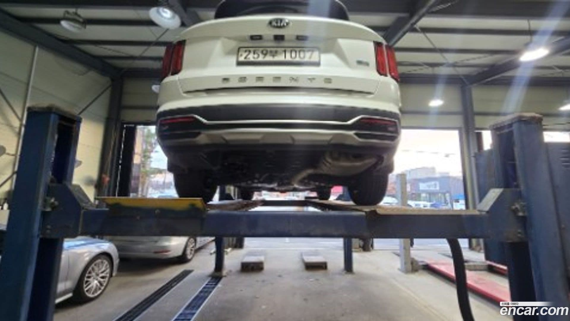 Main__Slider__Photo:Sorento Kia 2020.6-0