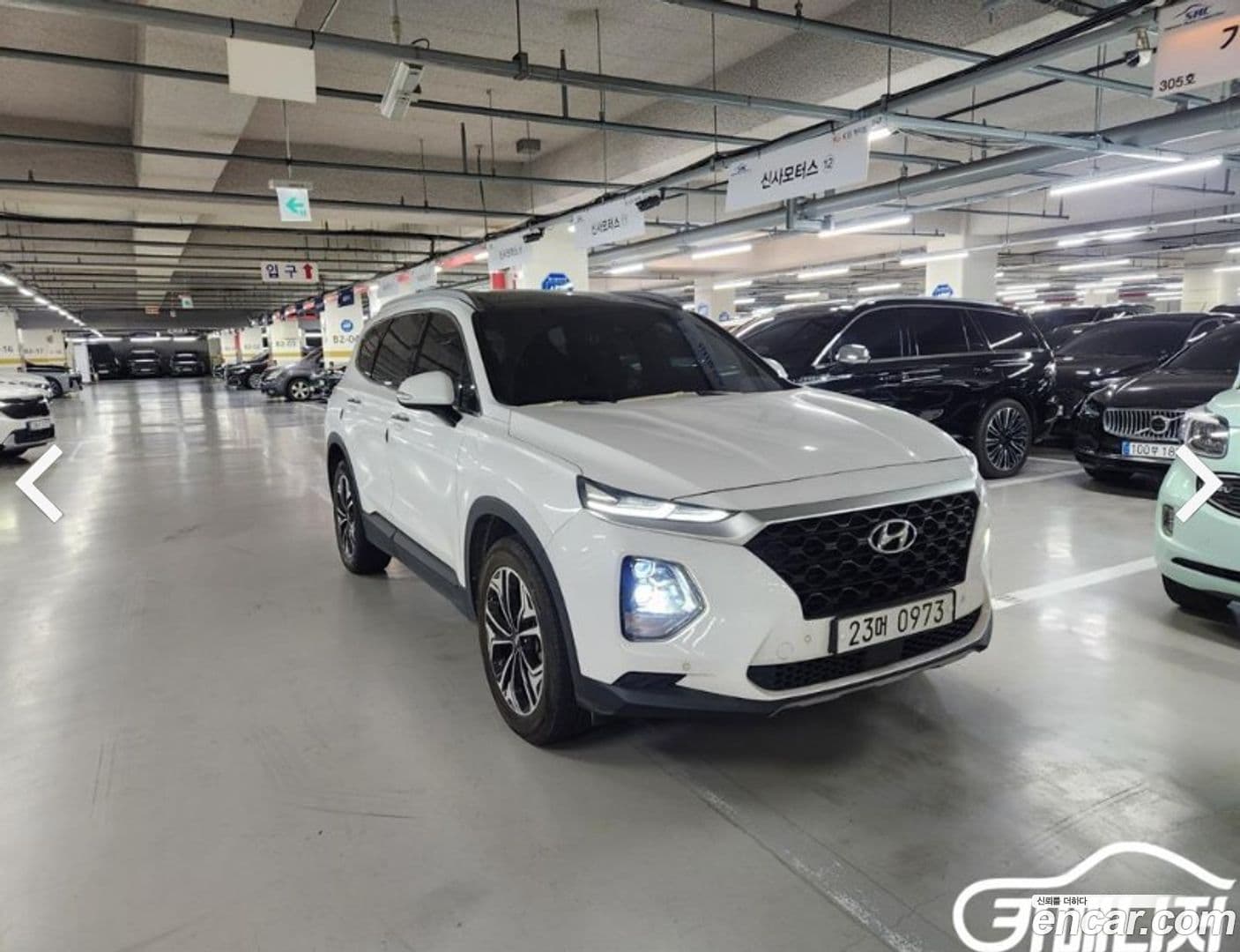 Main__Slider__Photo:Santafe Hyundai 2019.3-0