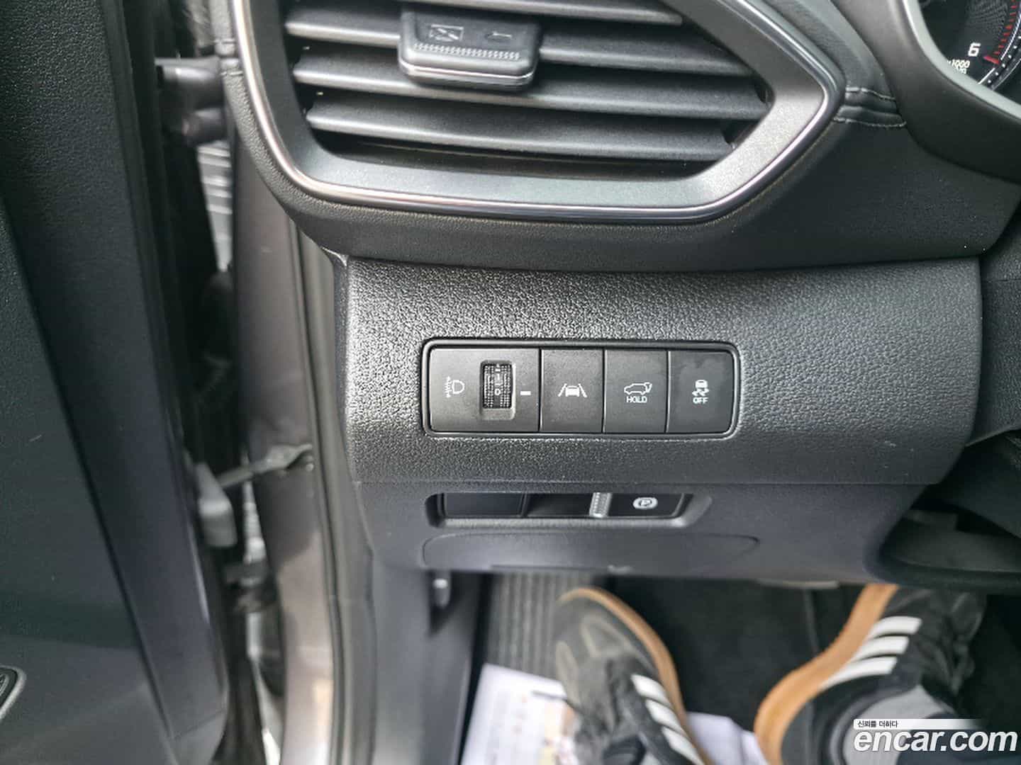 Santafe Hyundai 2022.1-OPTION-016
