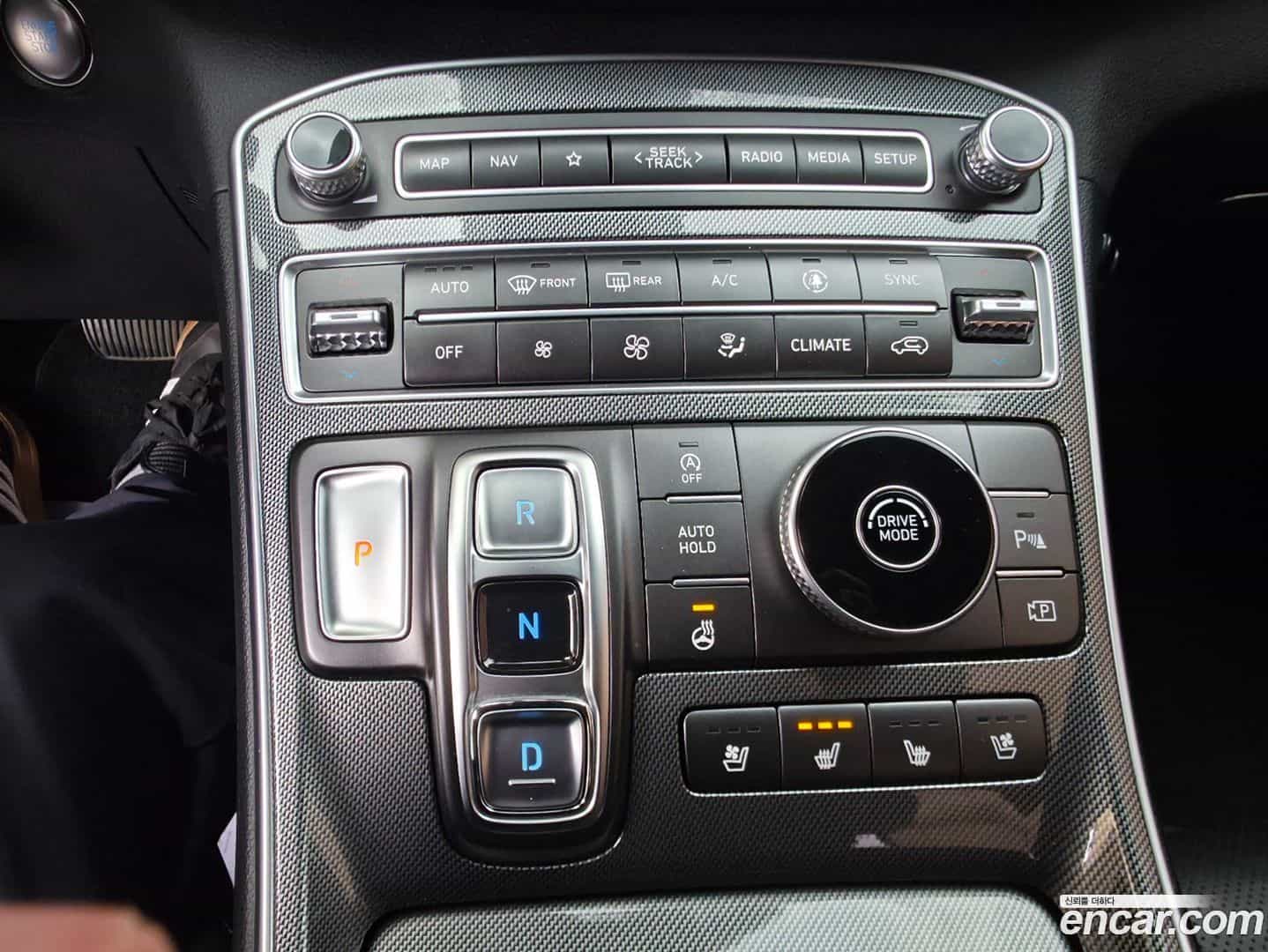 Santafe Hyundai 2022.1-OPTION-017