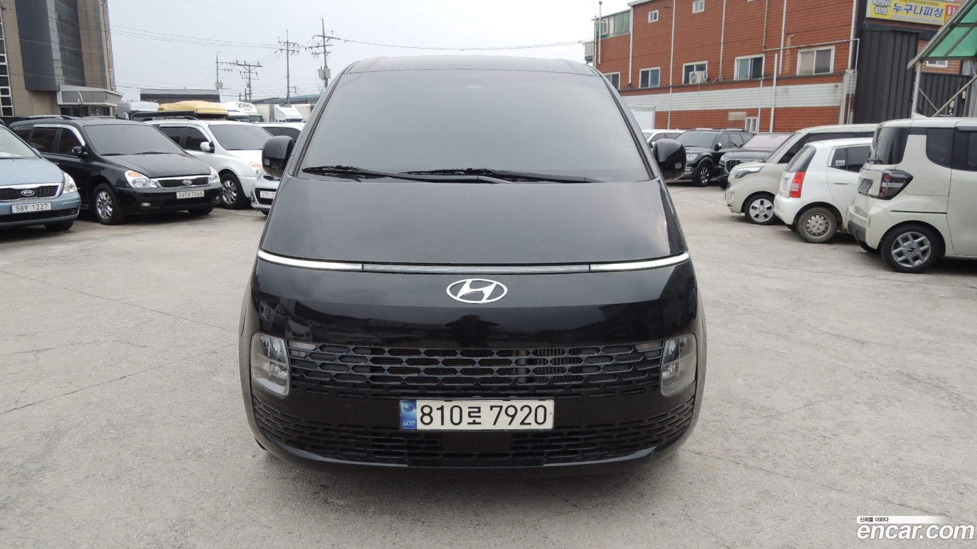 Main__Slider__Photo:Staria Hyundai 2023.11-0