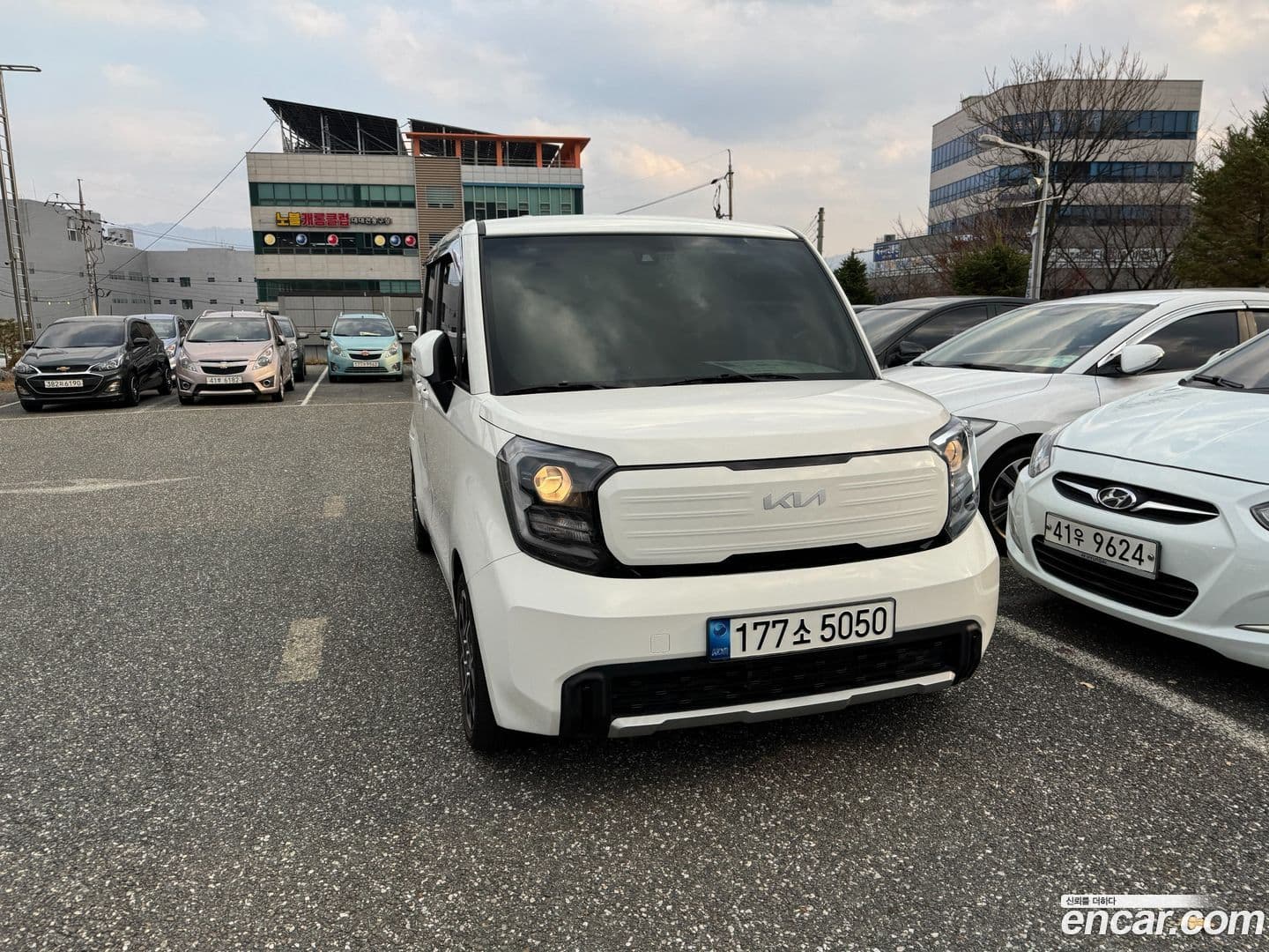 Main__Slider__Photo:RAY Kia 2022.8-0