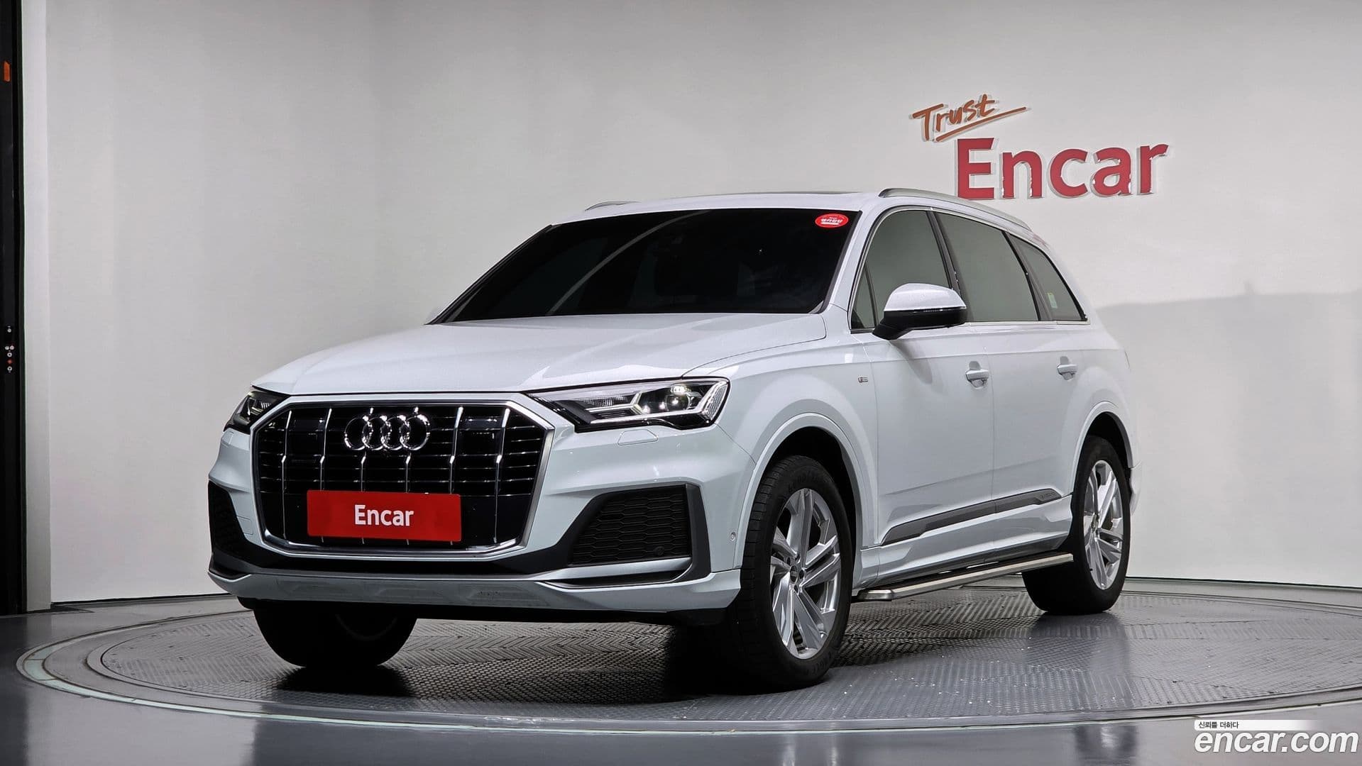 Main__Slider__Photo:Q7 Audi 2022.7-0
