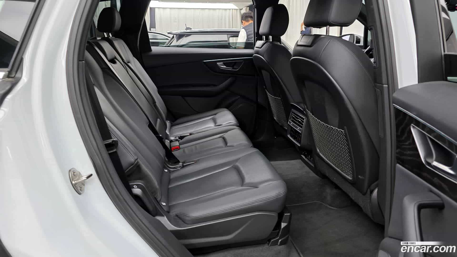 Q7 Audi 2022.7-OPTION-016