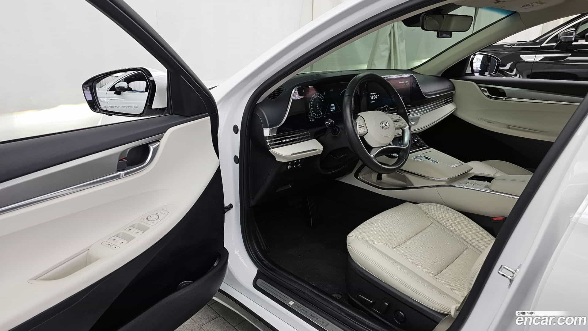 Grandeur Hyundai 2022.0-INNER-10