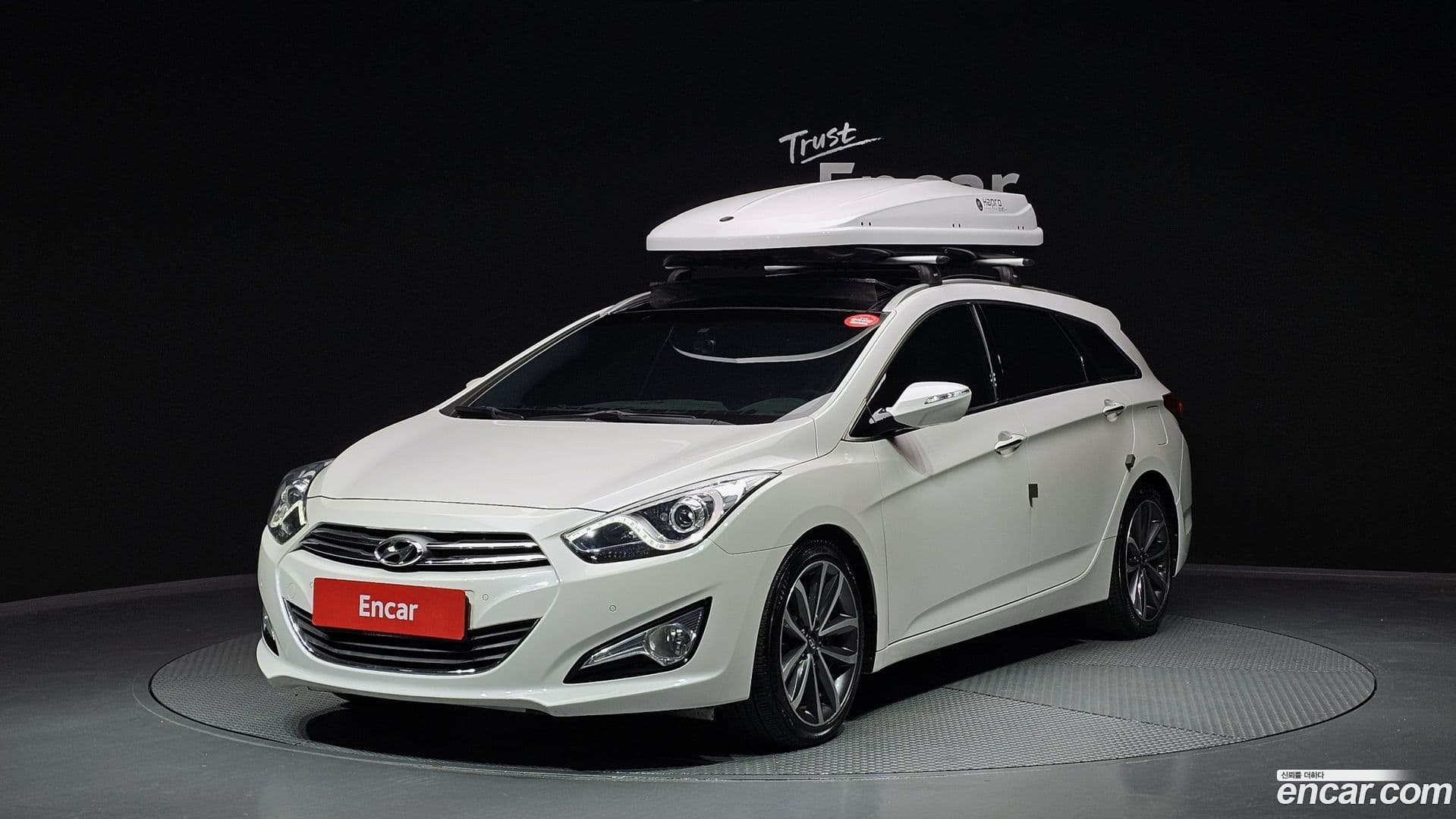 Main__Slider__Photo:i40 Hyundai 2014.9-0